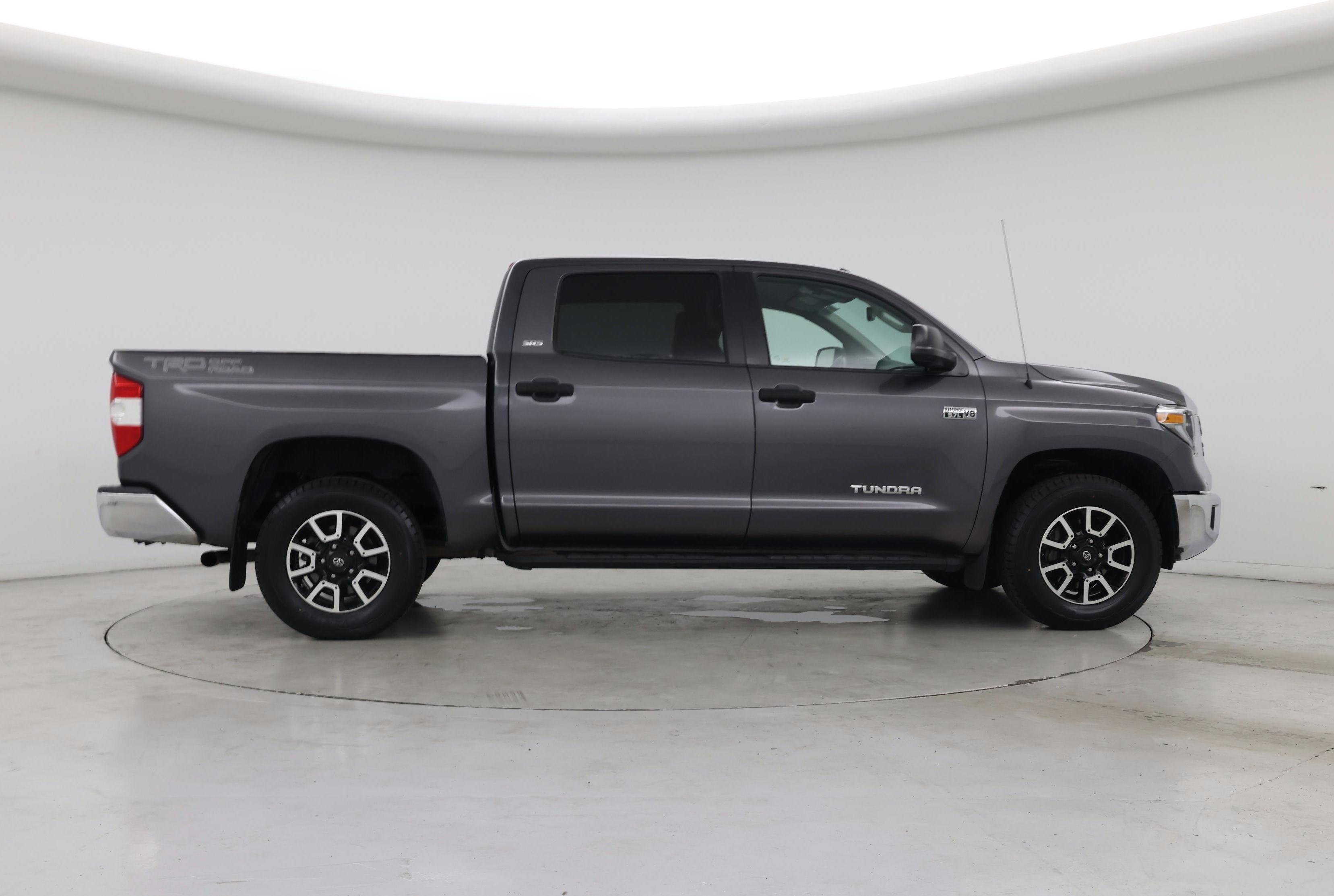 Thumbnail: 2018 Toyota Tundra - 7