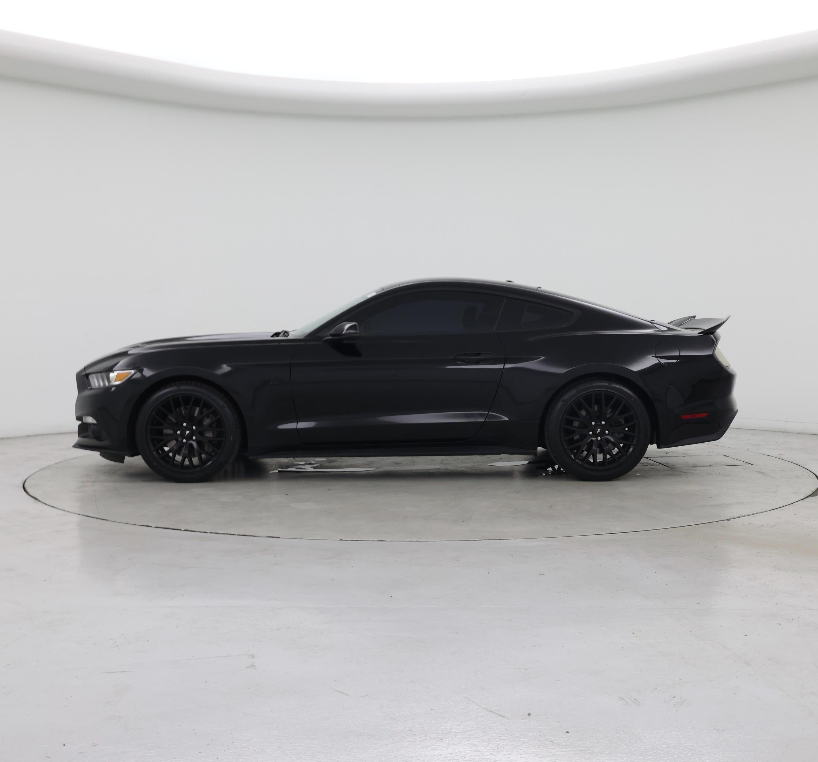 Thumbnail: 2017 Ford Mustang - 3