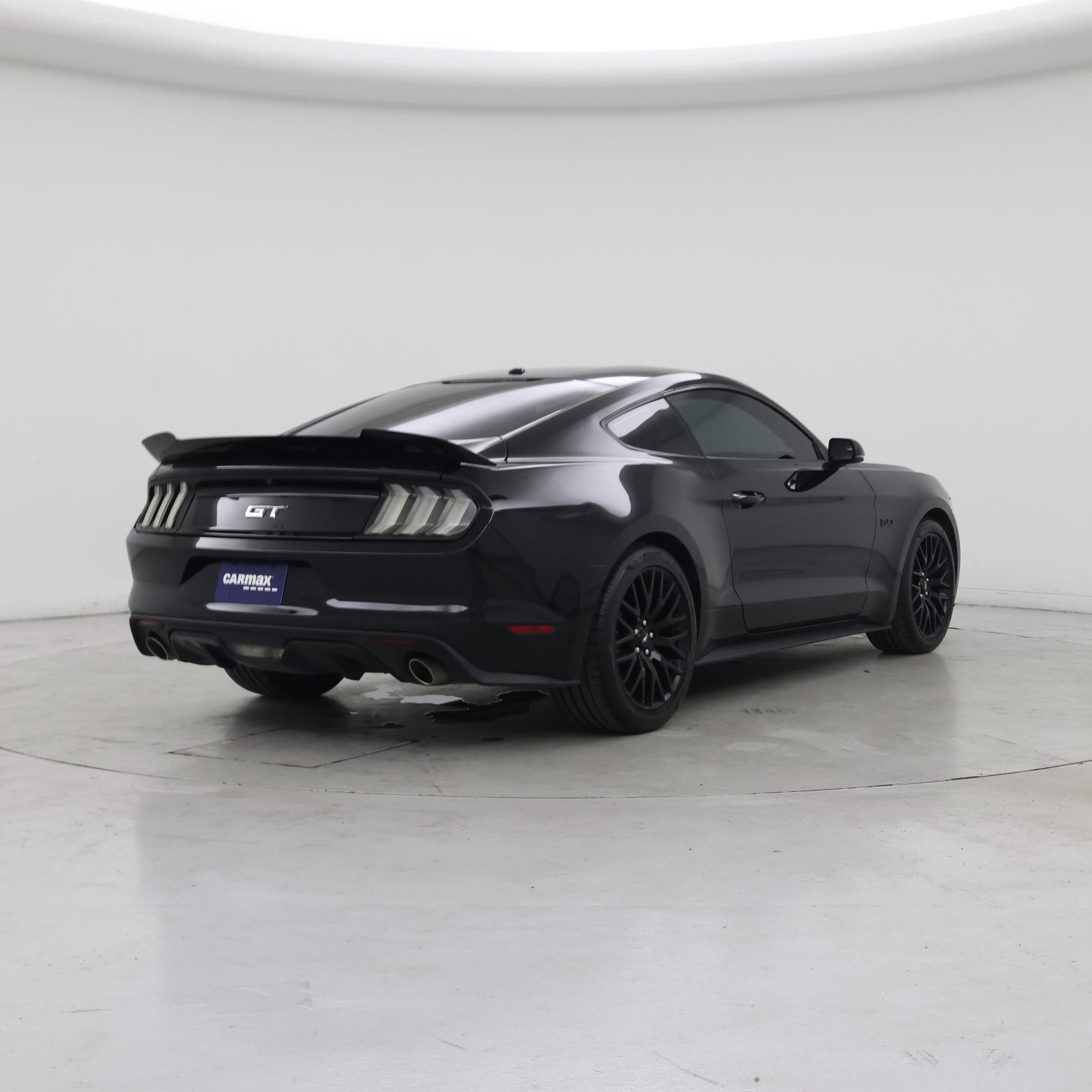 Thumbnail: 2017 Ford Mustang - 8