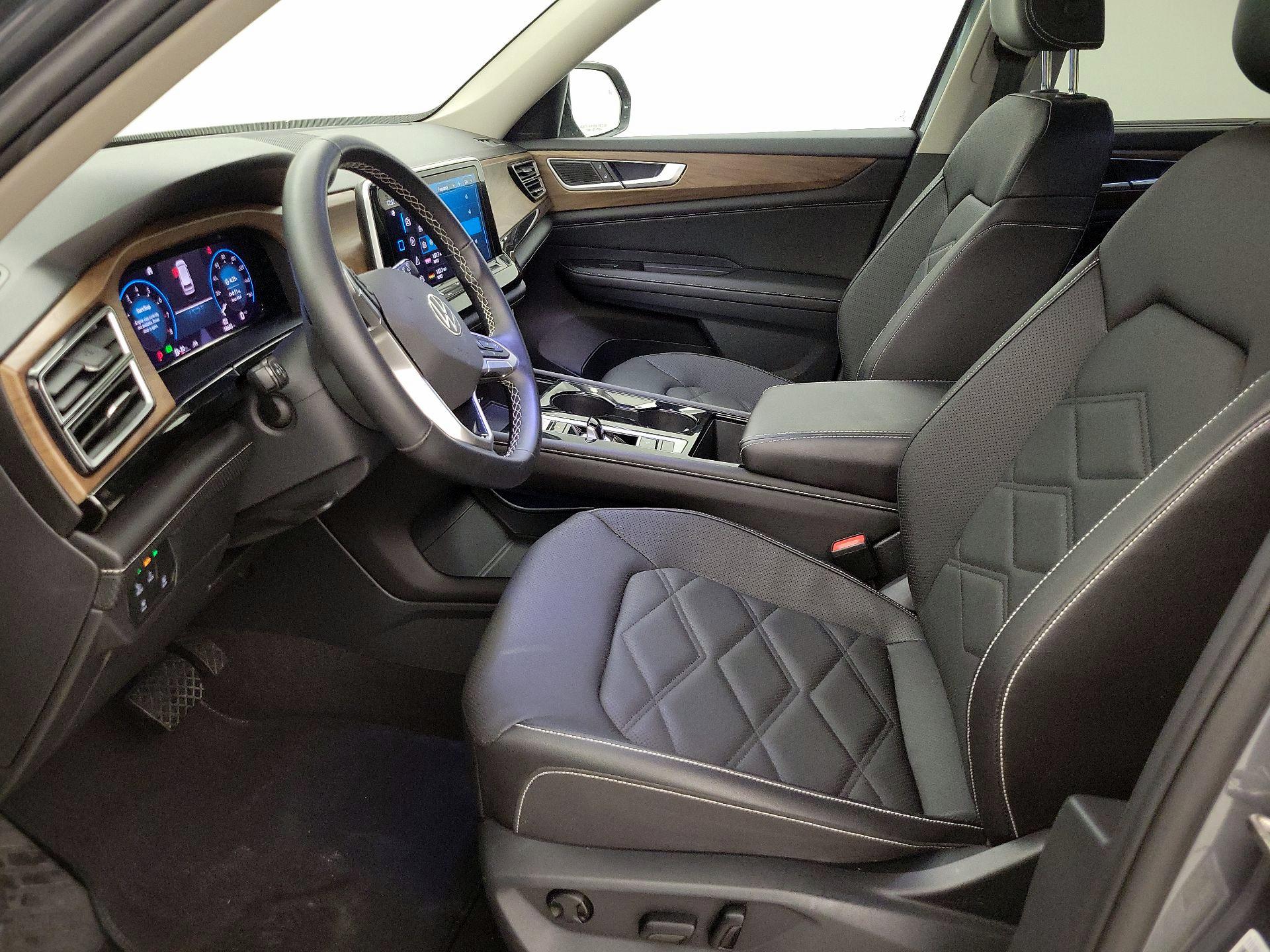 Thumbnail: 2025 Volkswagen Atlas - 11