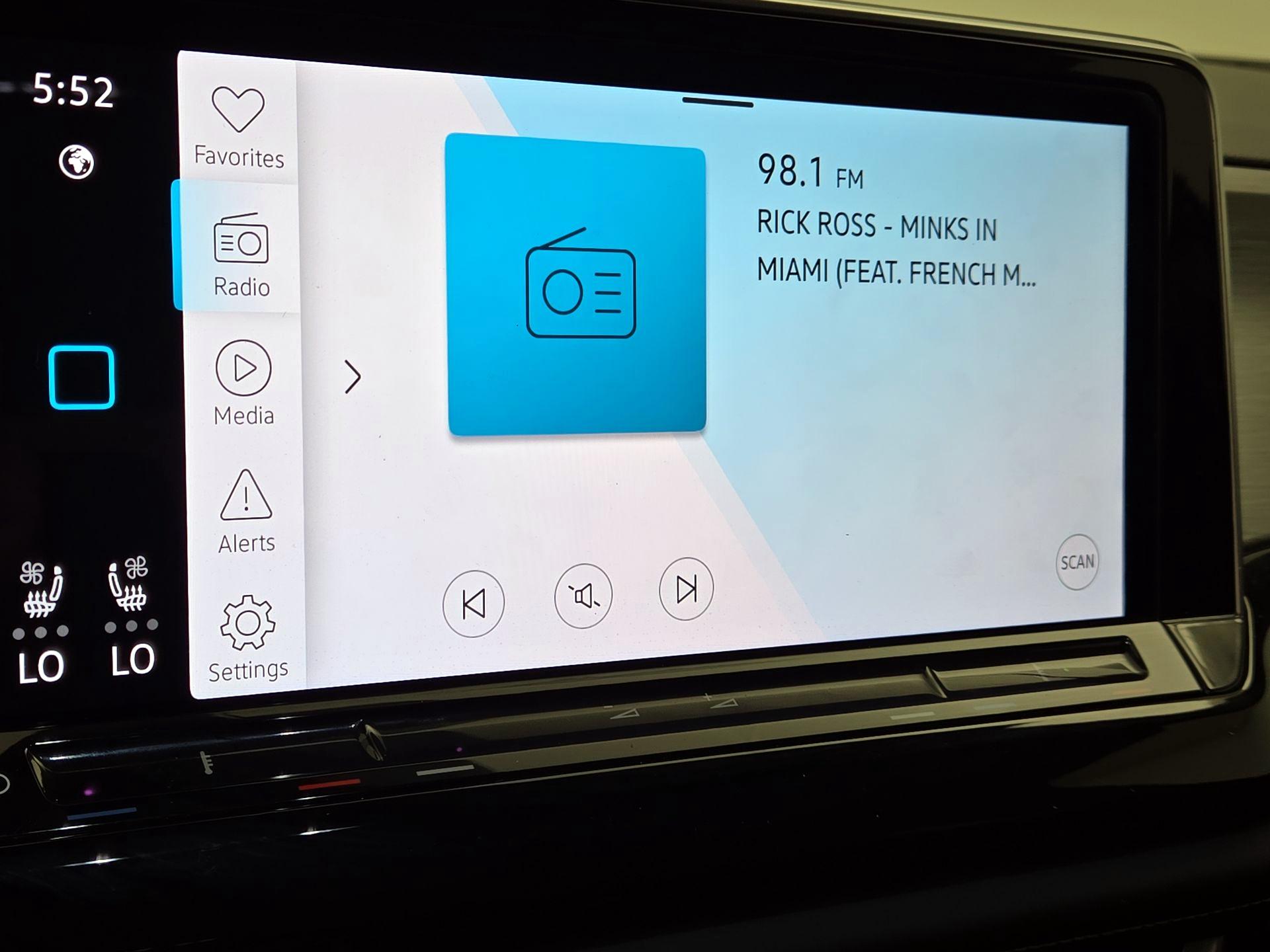 Thumbnail: 2025 Volkswagen Atlas - 15