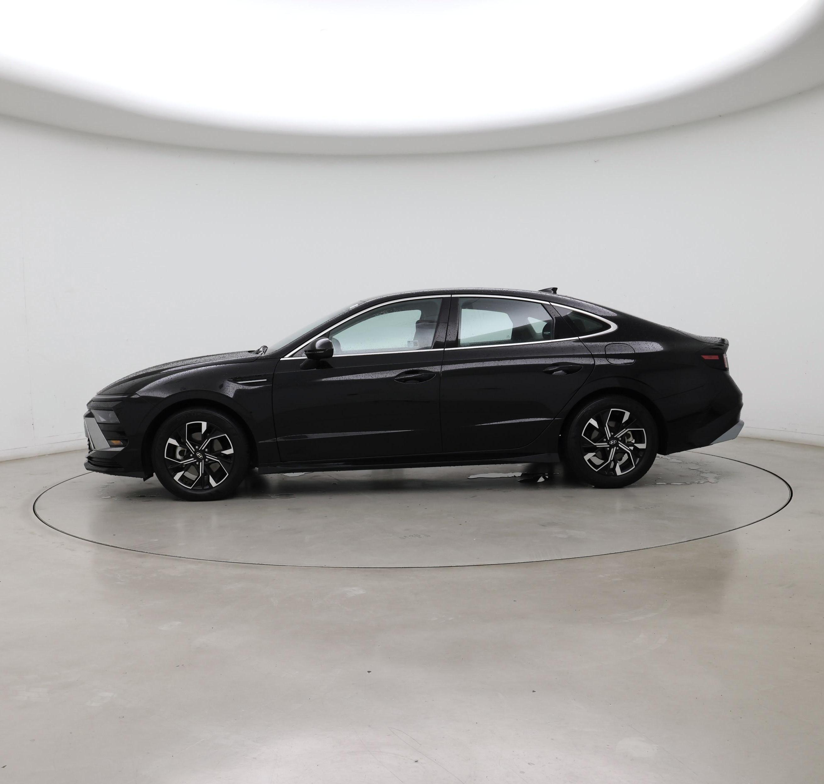 Thumbnail: 2025 Hyundai Sonata - 3