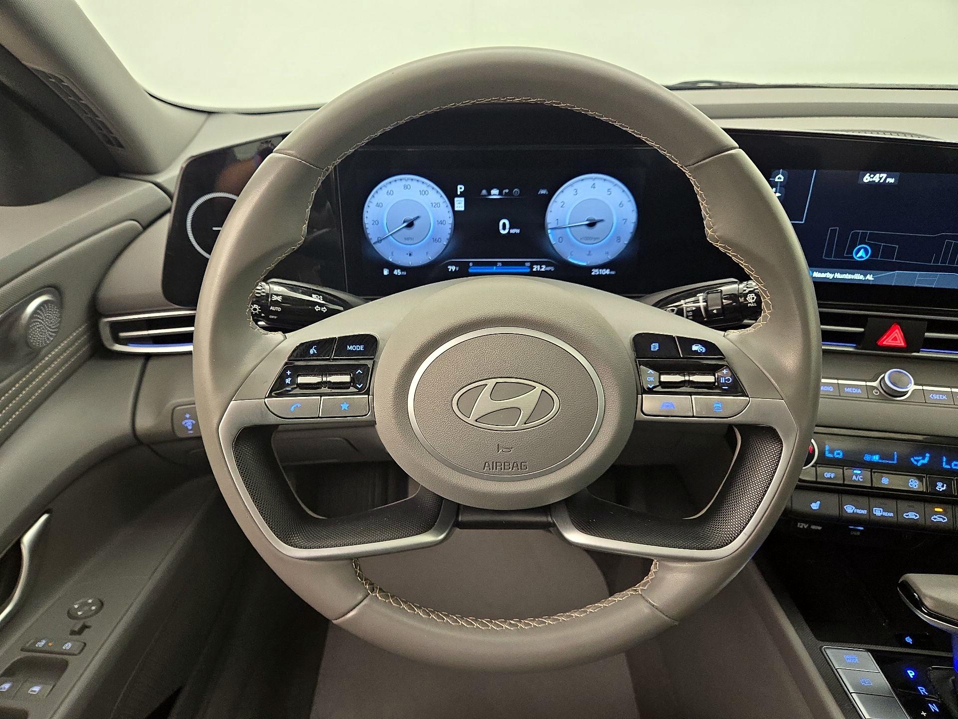 Thumbnail: 2025 Hyundai Elantra - 10