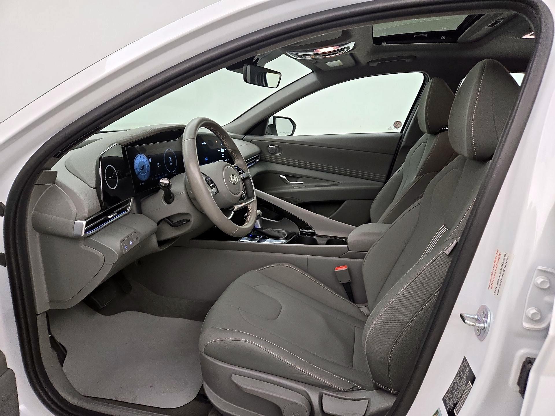 Thumbnail: 2025 Hyundai Elantra - 11
