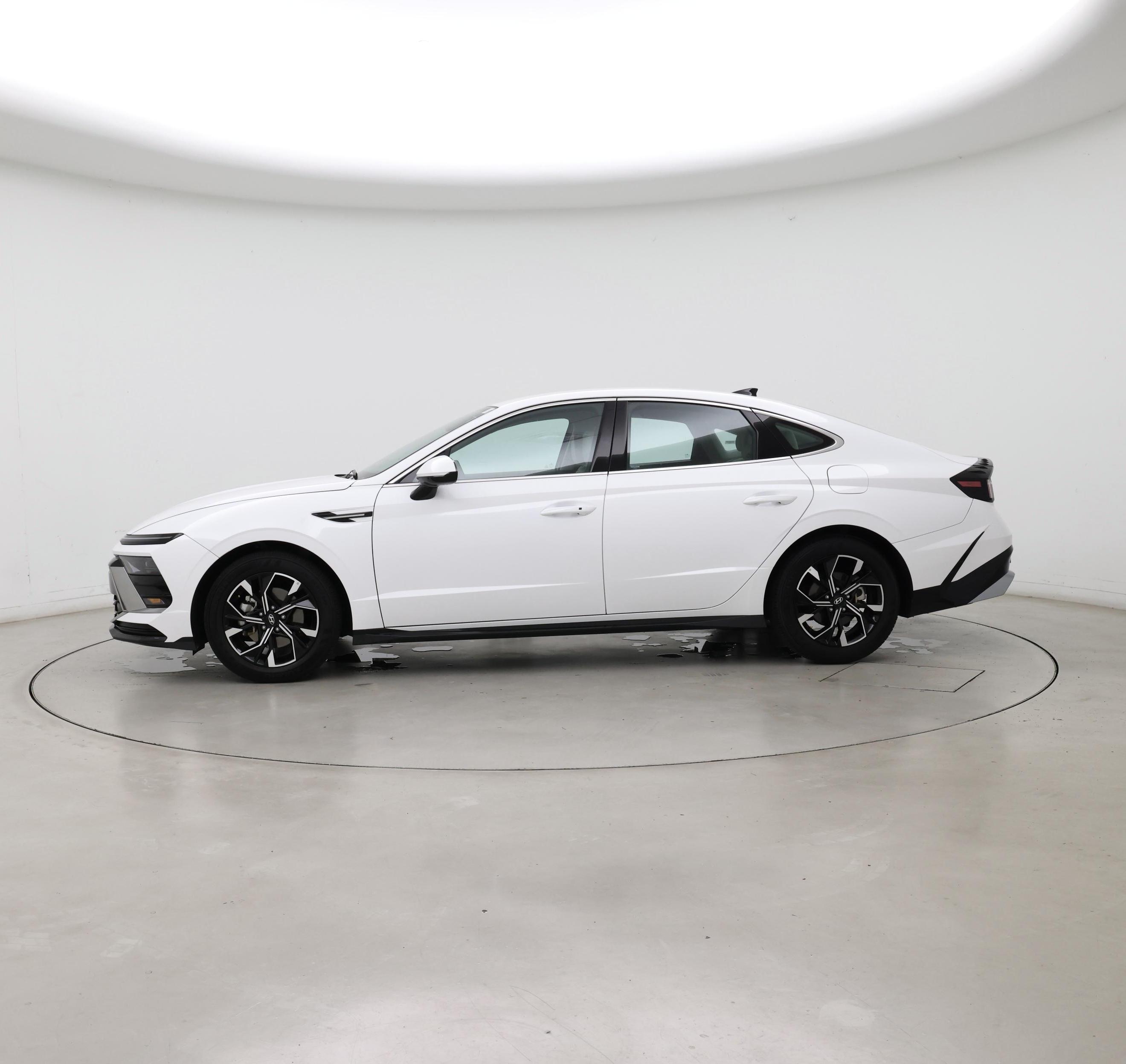 Thumbnail: 2025 Hyundai Sonata - 3