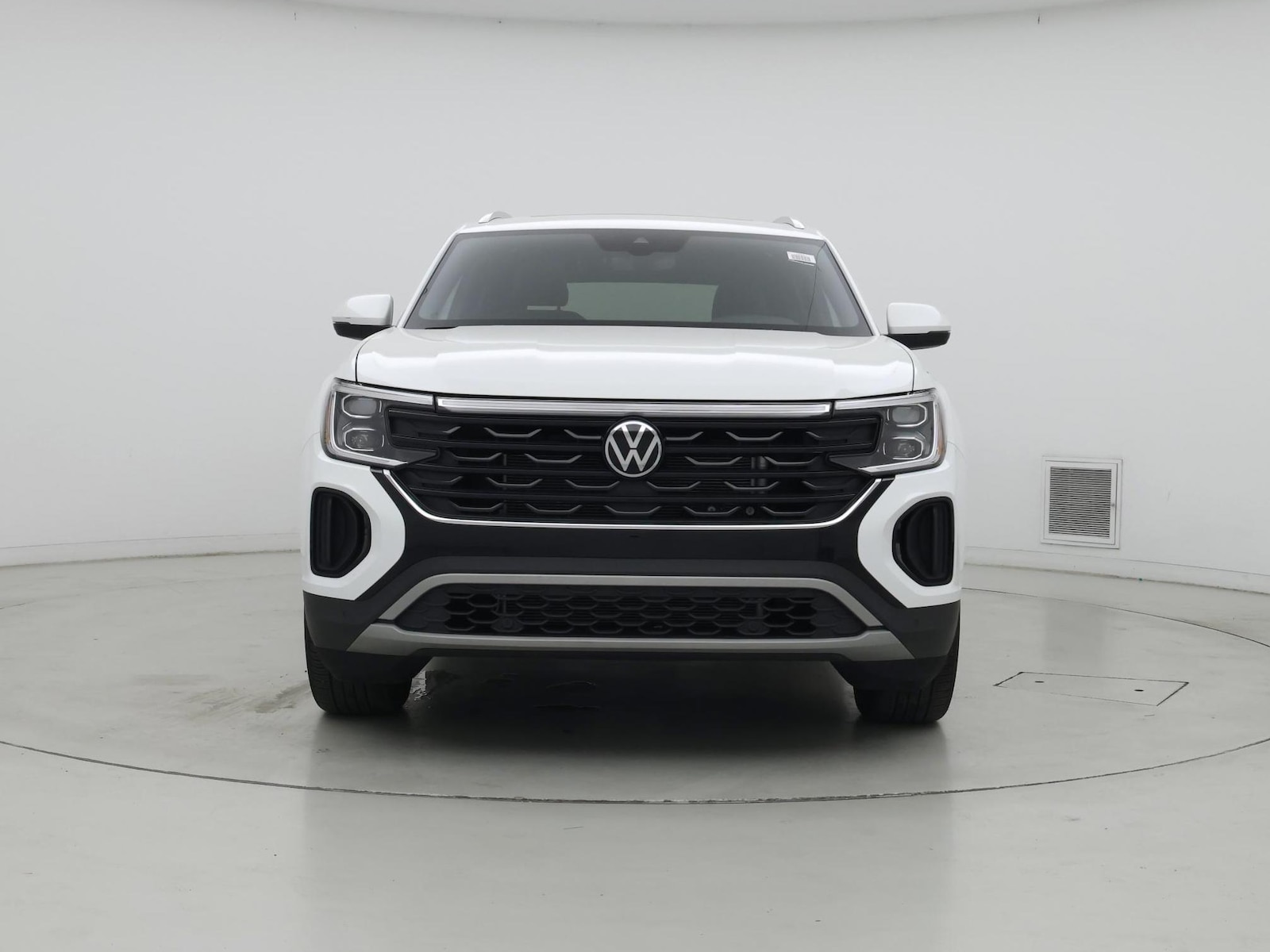 2025 Volkswagen Atlas Cross Sport SE w/Tech - Photo 6