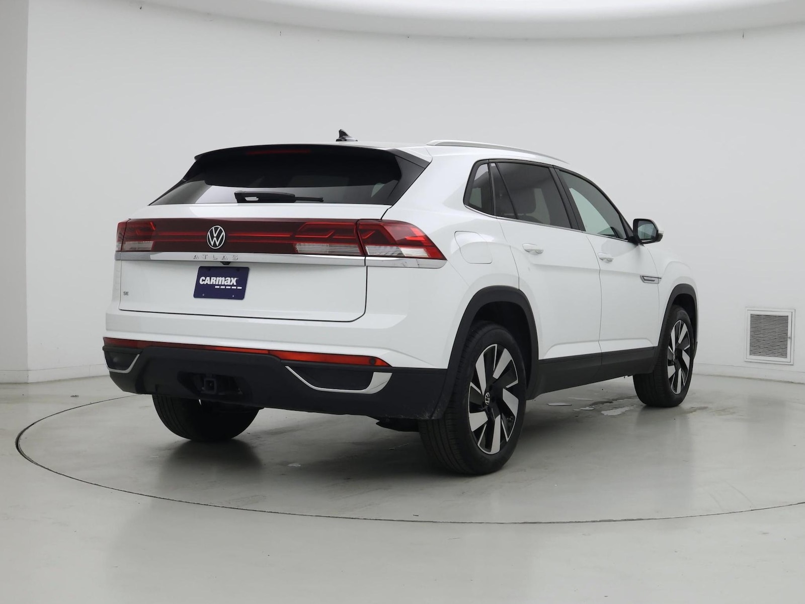 2025 Volkswagen Atlas Cross Sport SE w/Tech - Photo 9
