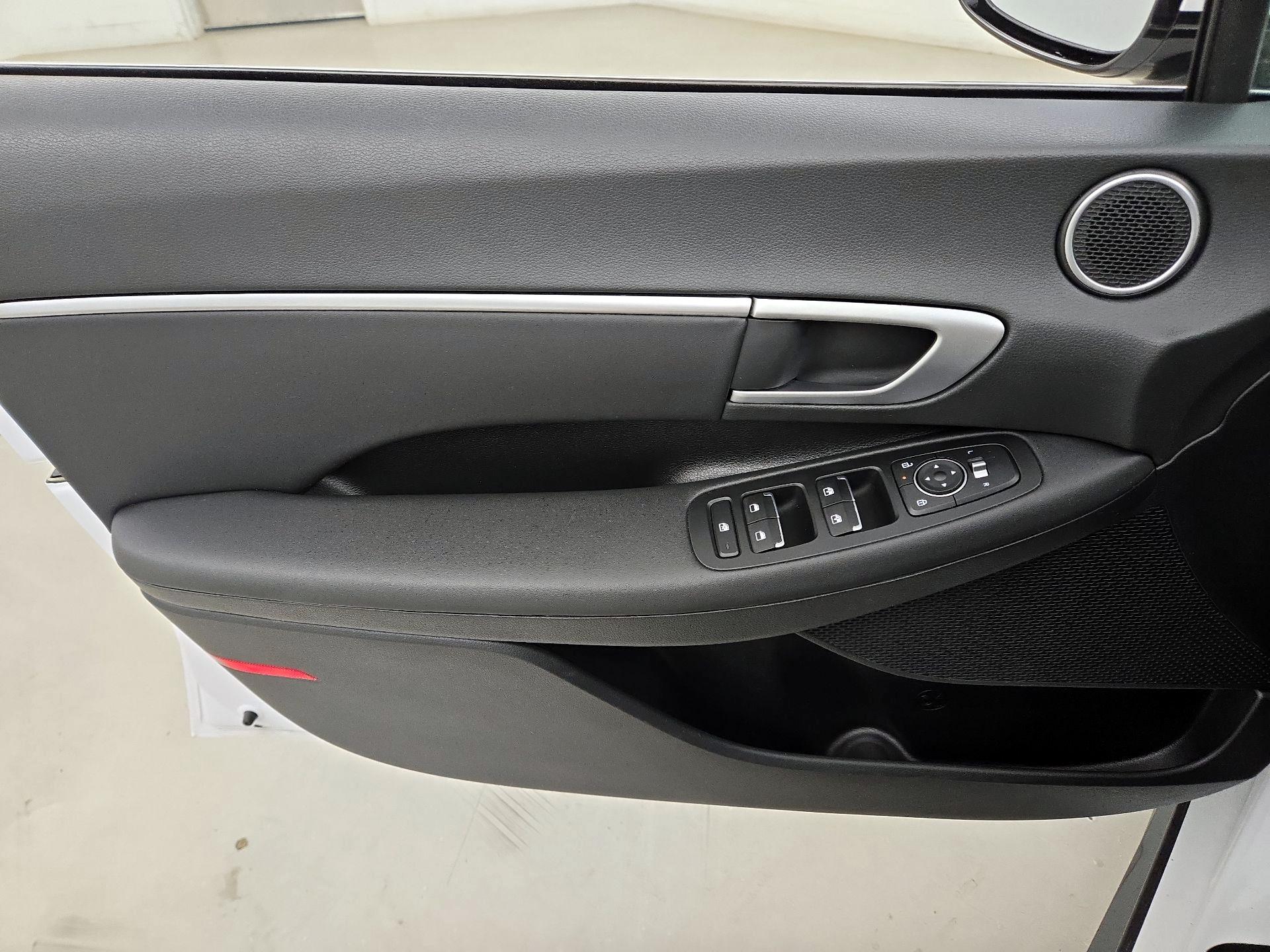 Thumbnail: 2025 Hyundai Sonata - 12
