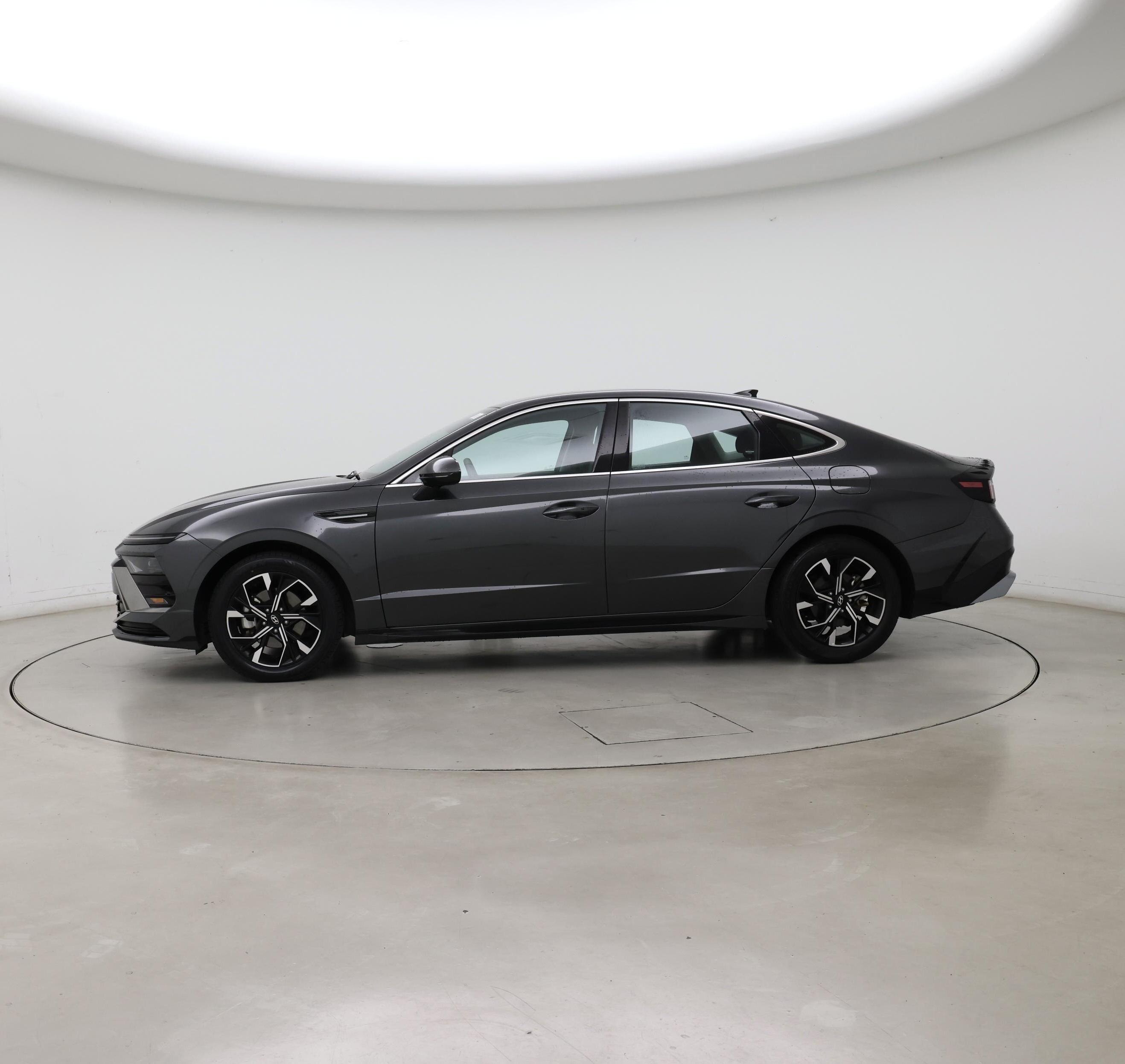 Thumbnail: 2025 Hyundai Sonata - 3