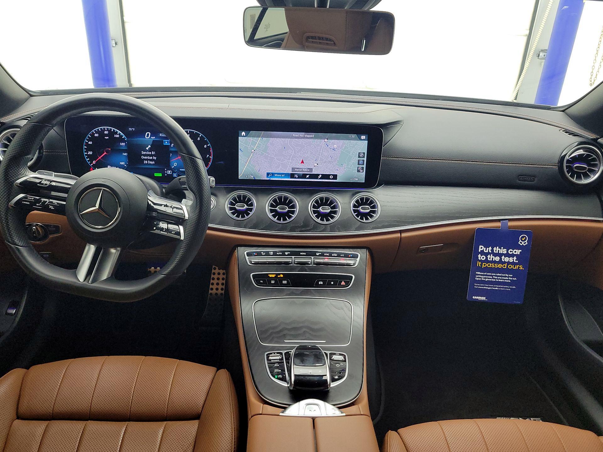 Thumbnail: 2022 Mercedes-Benz E-Class - 9