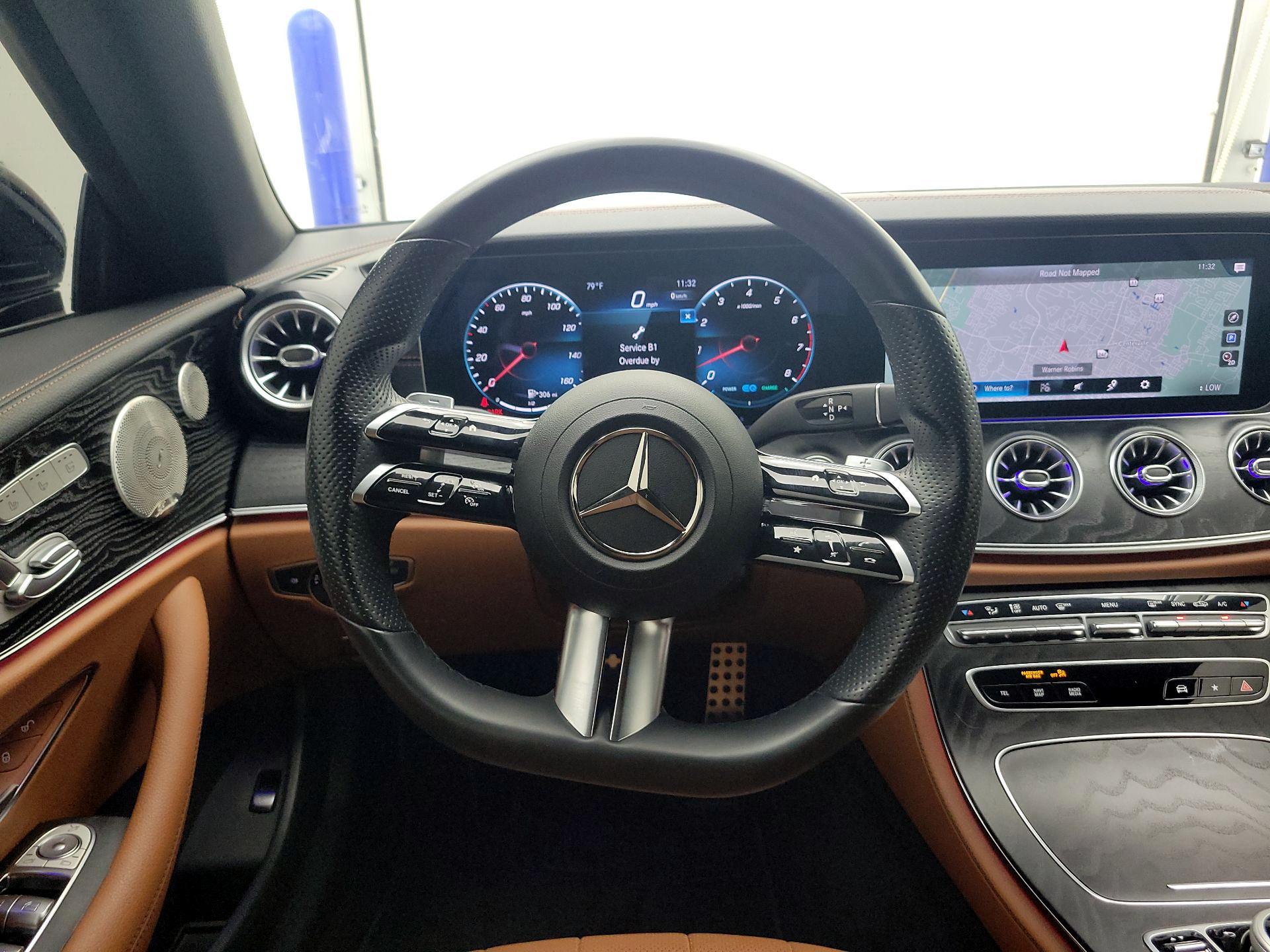 Thumbnail: 2022 Mercedes-Benz E-Class - 10