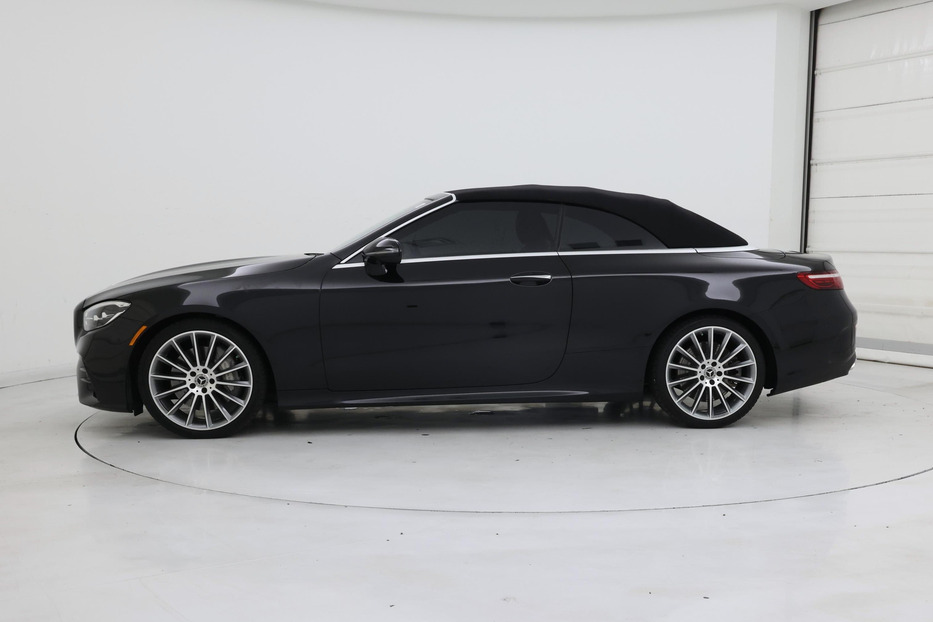 Thumbnail: 2022 Mercedes-Benz E-Class - 3