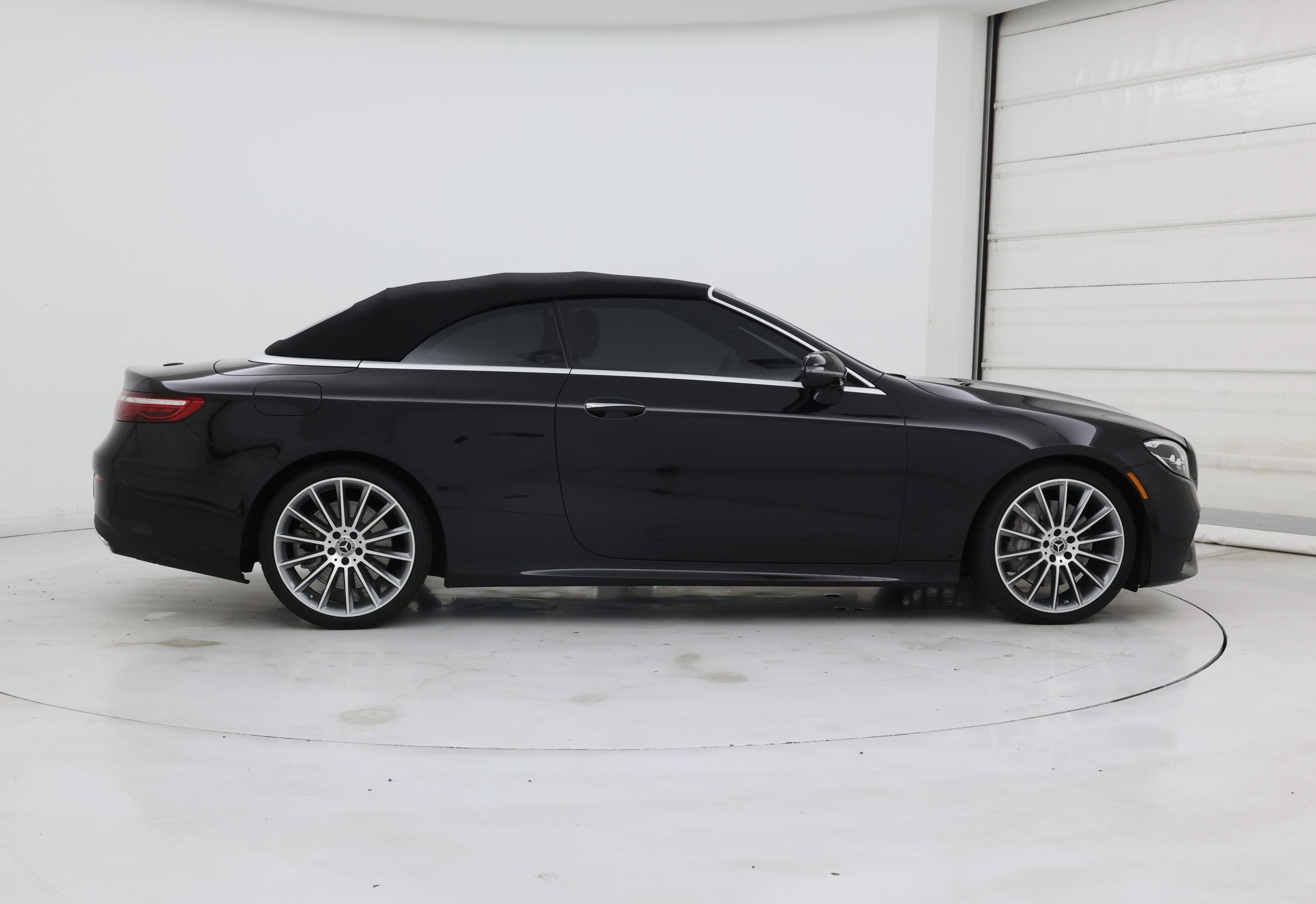 Thumbnail: 2022 Mercedes-Benz E-Class - 7