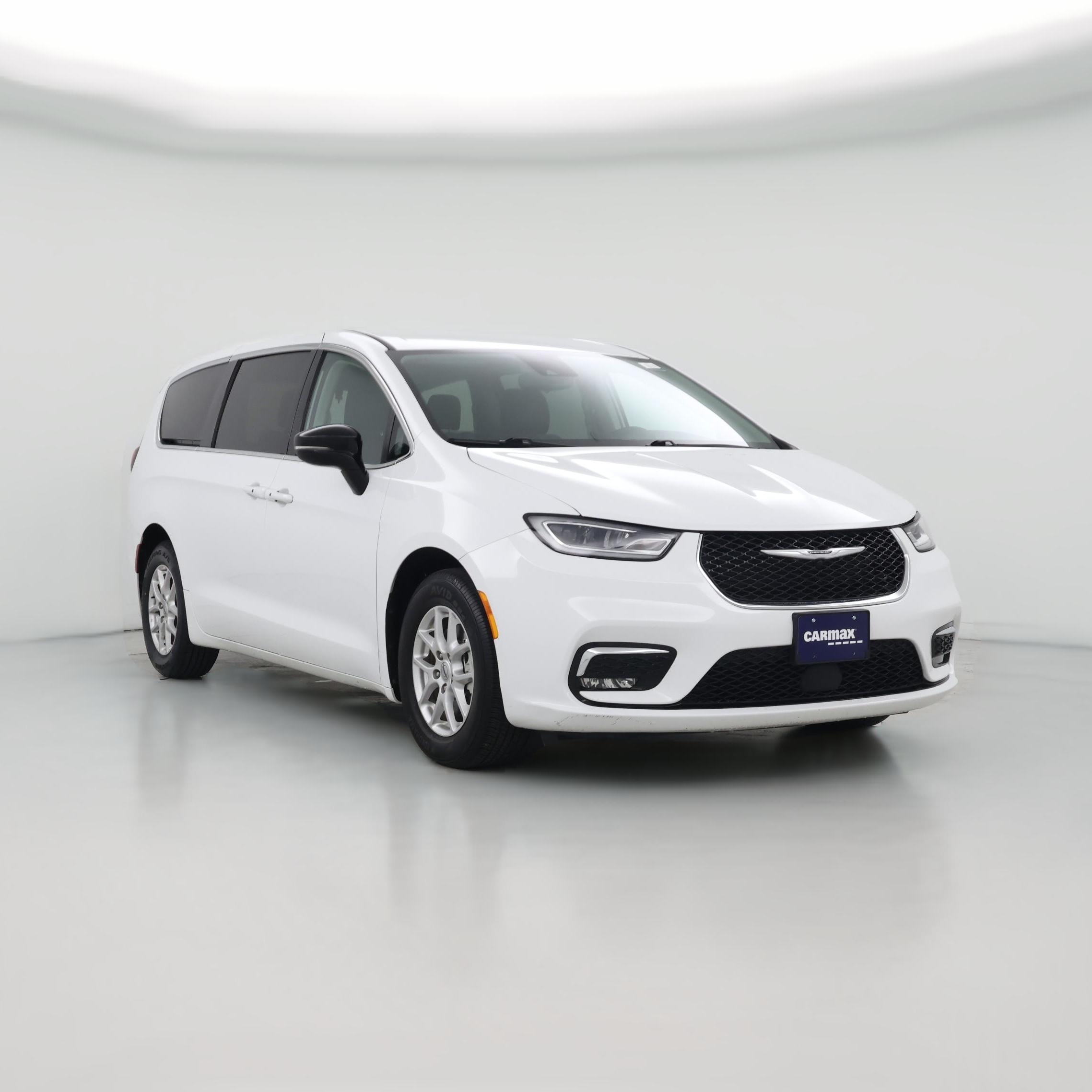 Thumbnail: 2024 Chrysler Pacifica - 1