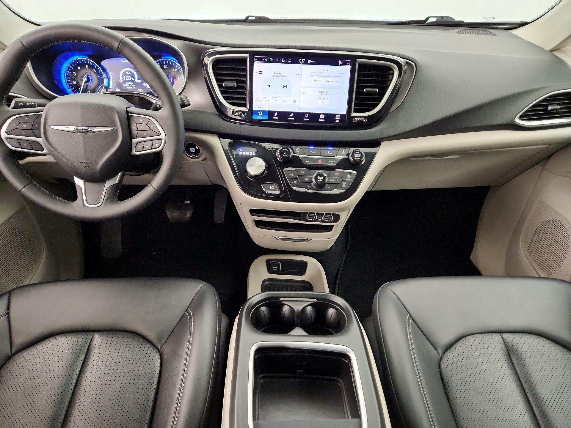 Thumbnail: 2024 Chrysler Pacifica - 9