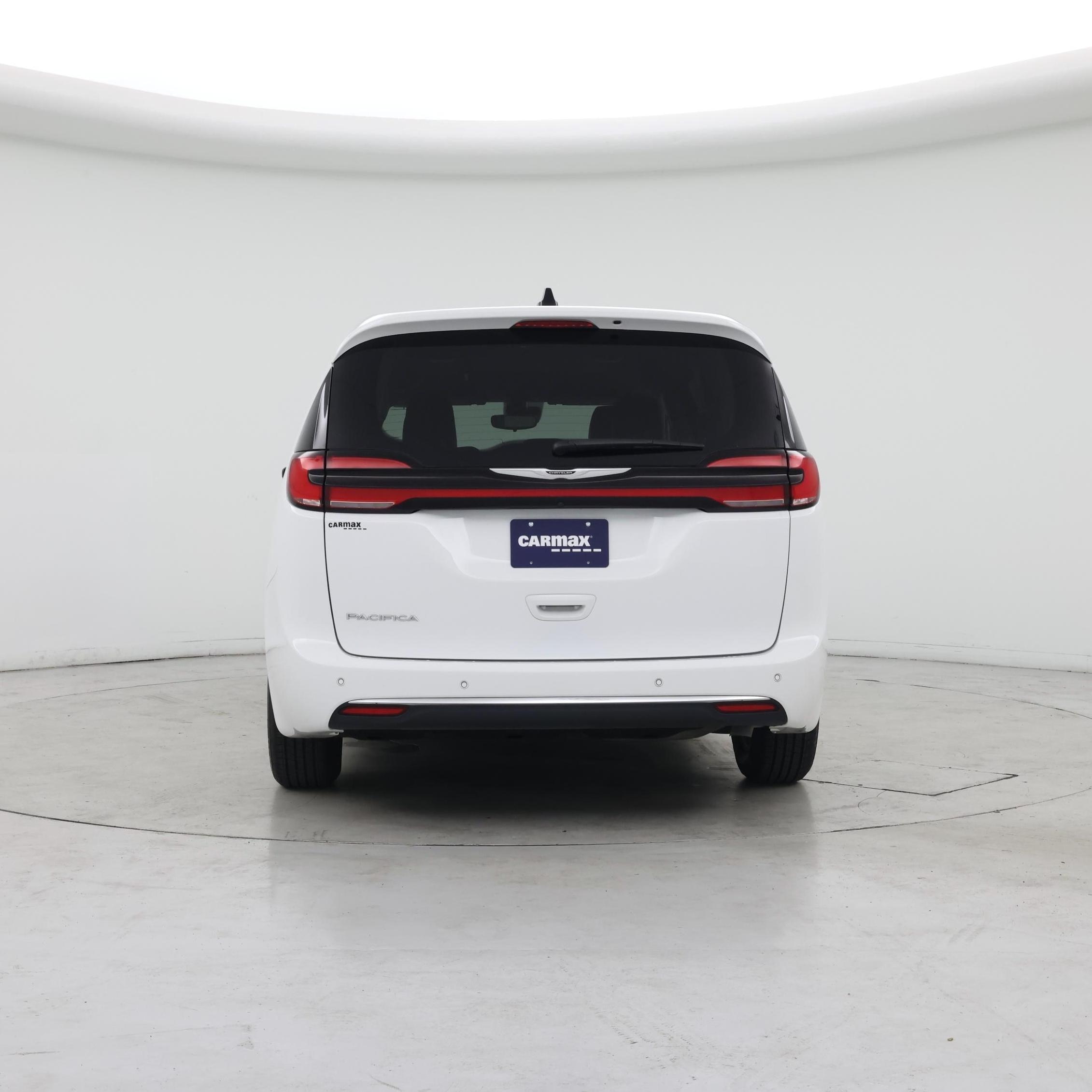 Thumbnail: 2024 Chrysler Pacifica - 6