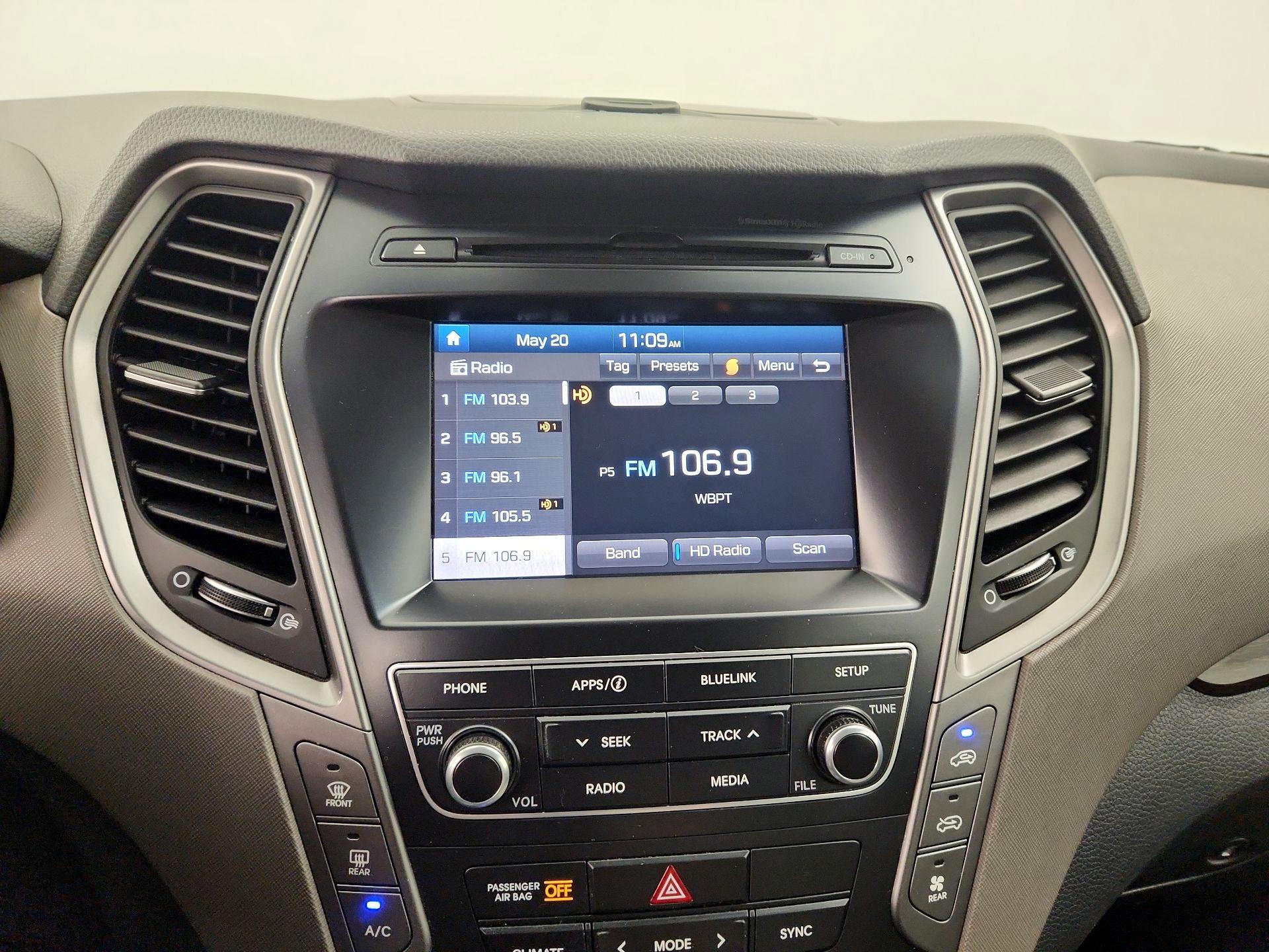 Thumbnail: 2017 Hyundai Santa Fe - 15