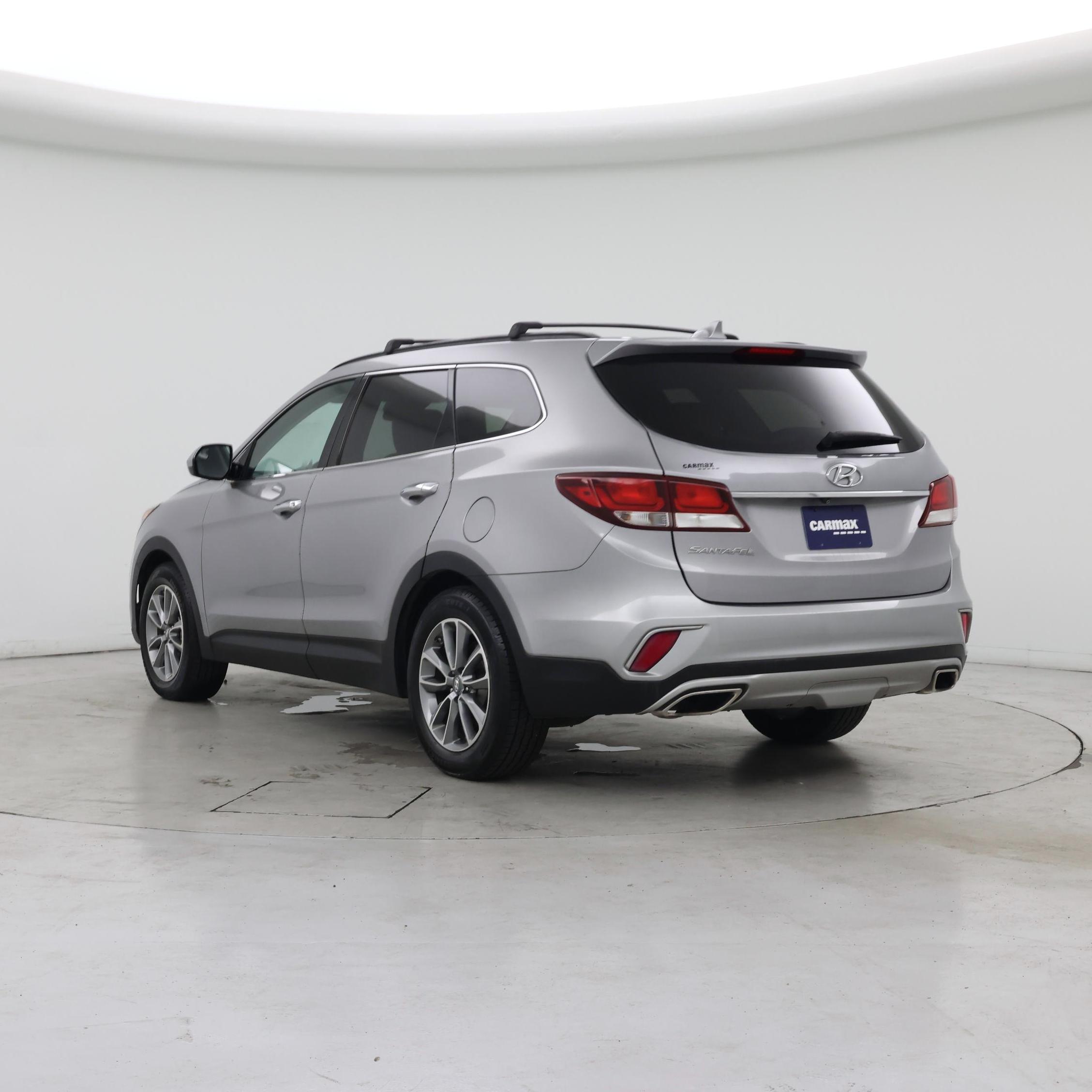 Thumbnail: 2017 Hyundai Santa Fe - 2