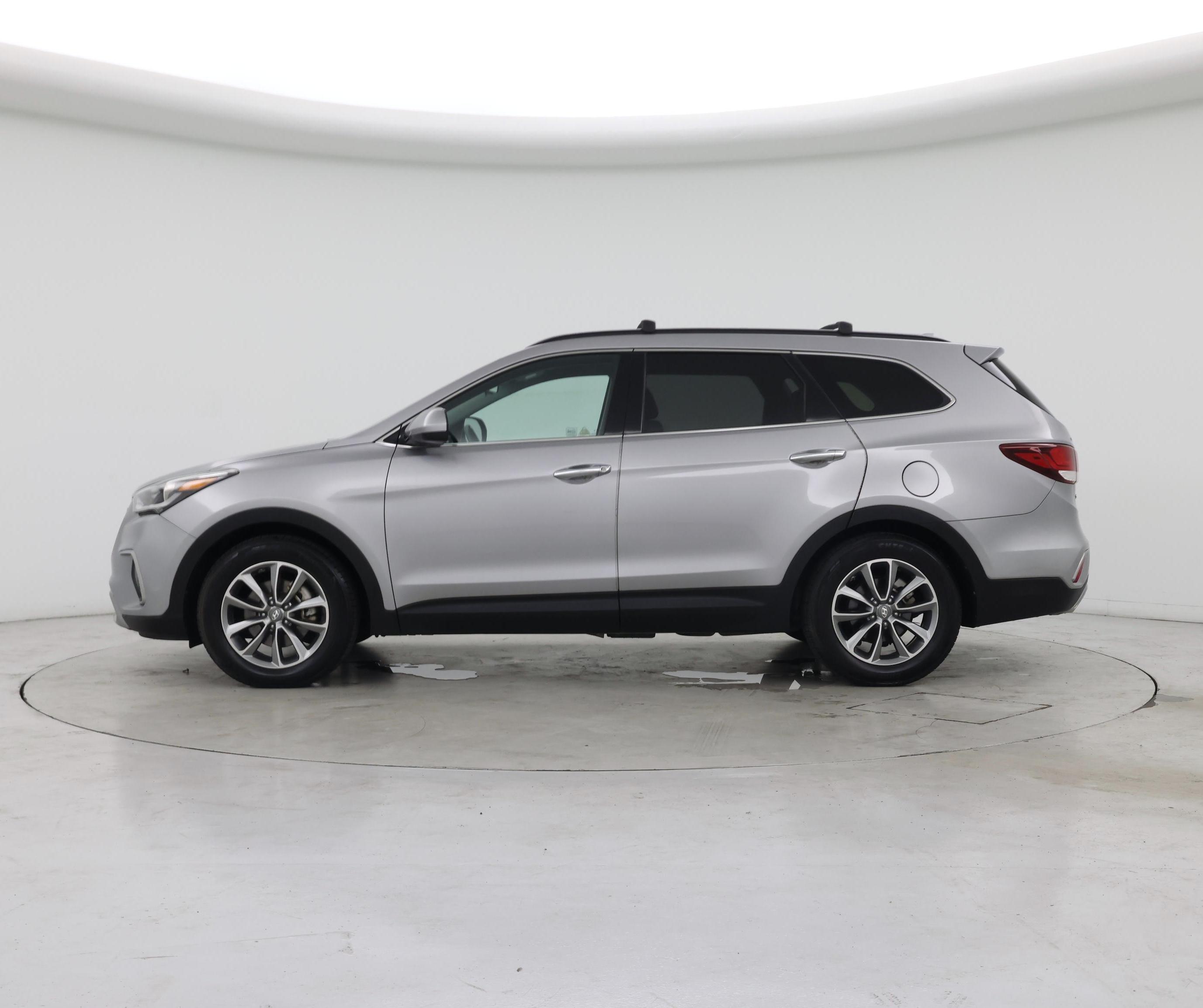 Thumbnail: 2017 Hyundai Santa Fe - 3