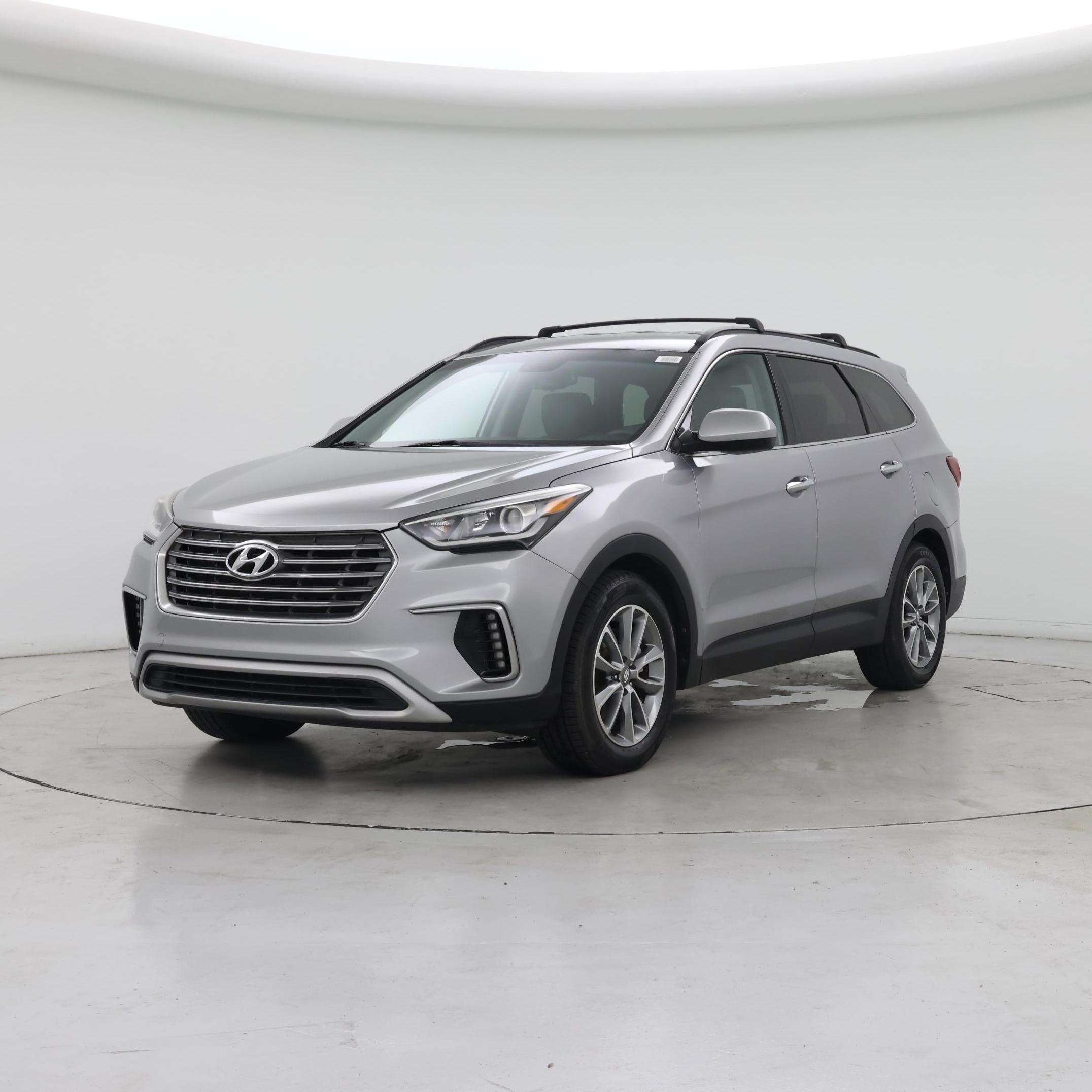 Thumbnail: 2017 Hyundai Santa Fe - 4