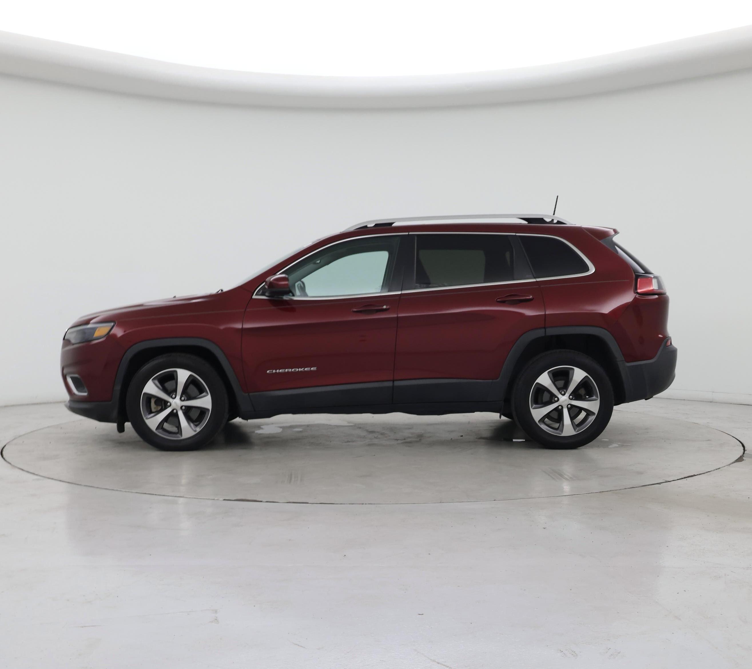 Thumbnail: 2019 Jeep Cherokee - 3