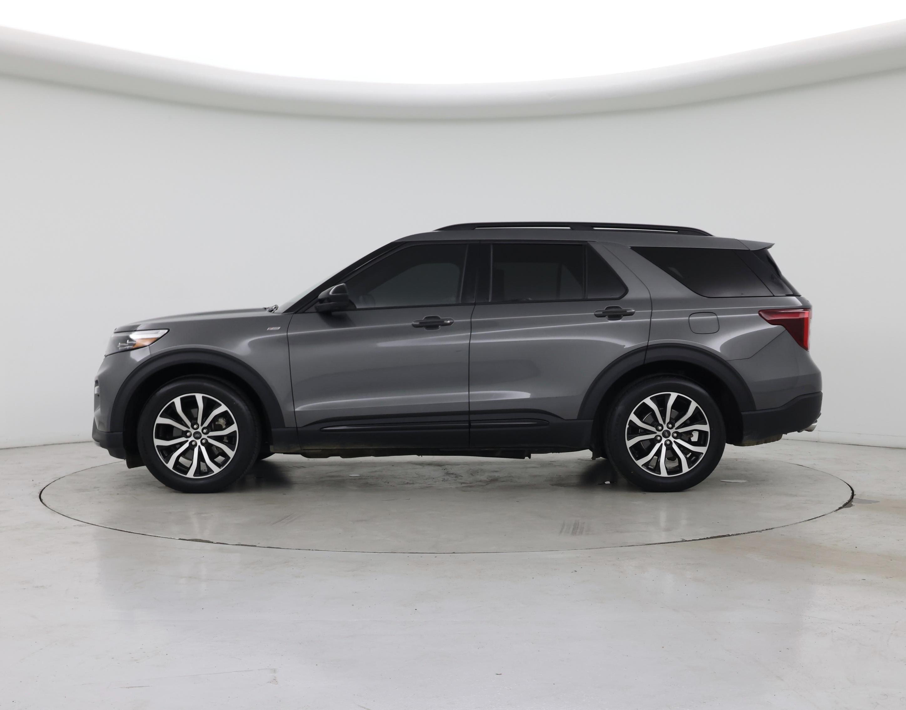 Thumbnail: 2023 Ford Explorer - 3