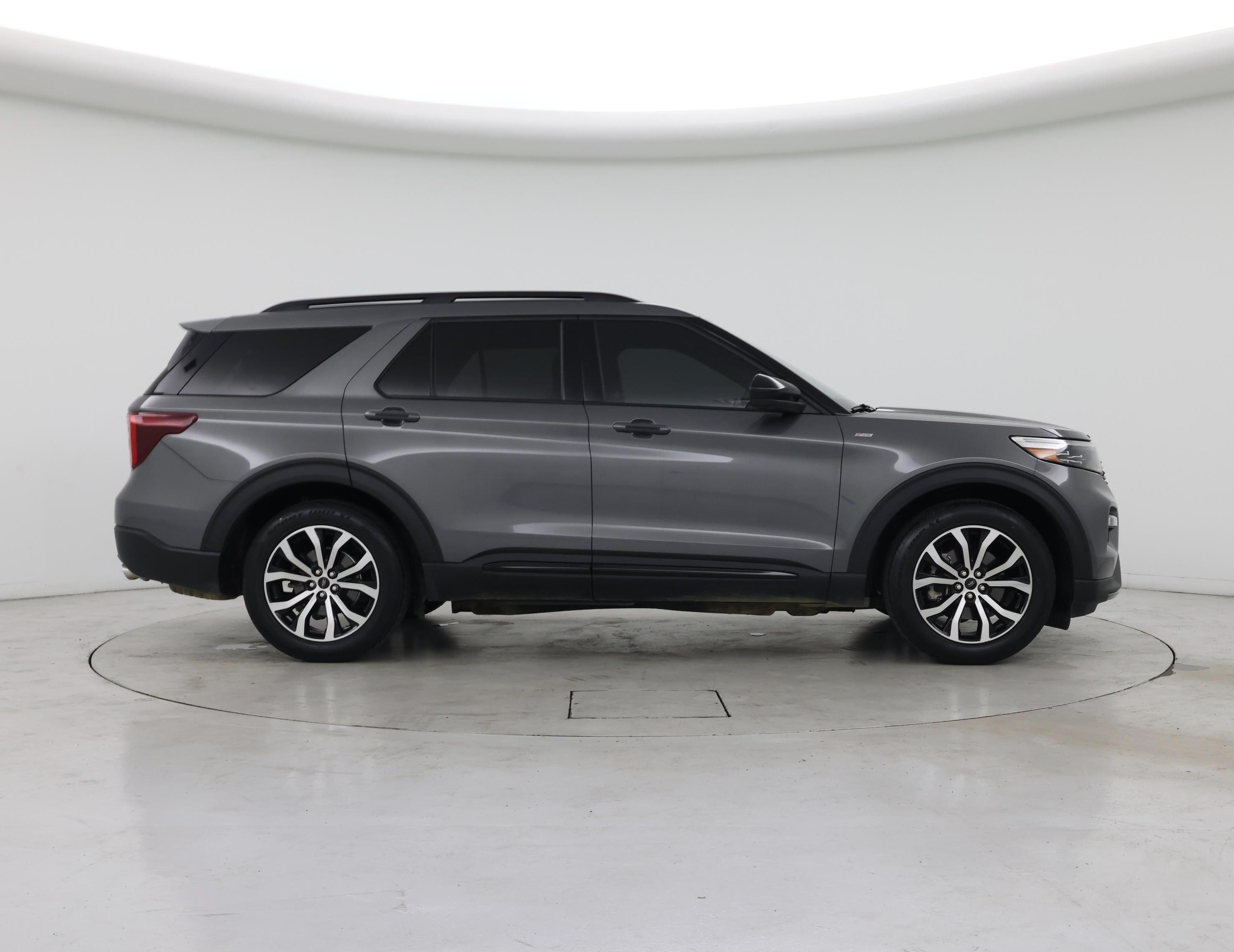 Thumbnail: 2023 Ford Explorer - 7