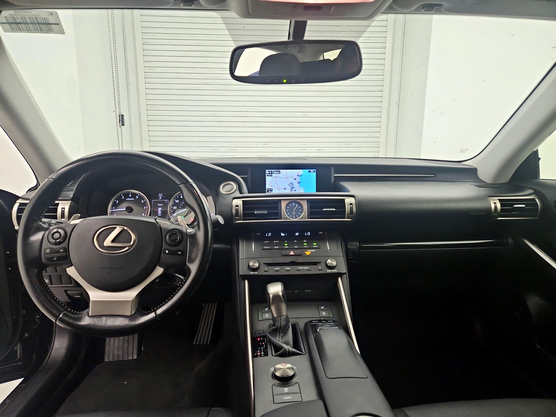 Thumbnail: 2016 Lexus IS - 9