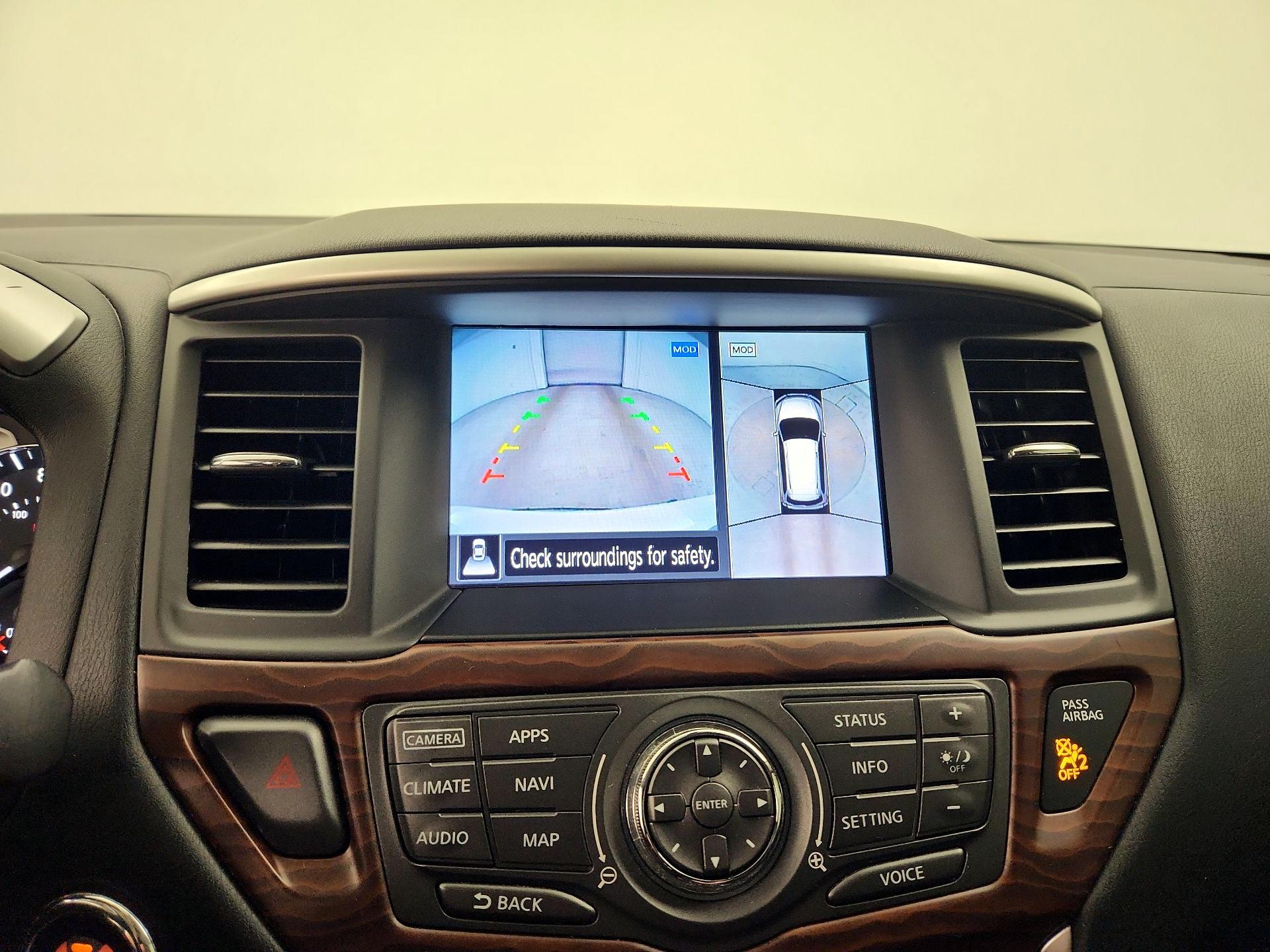 Thumbnail: 2017 Nissan Pathfinder - 15