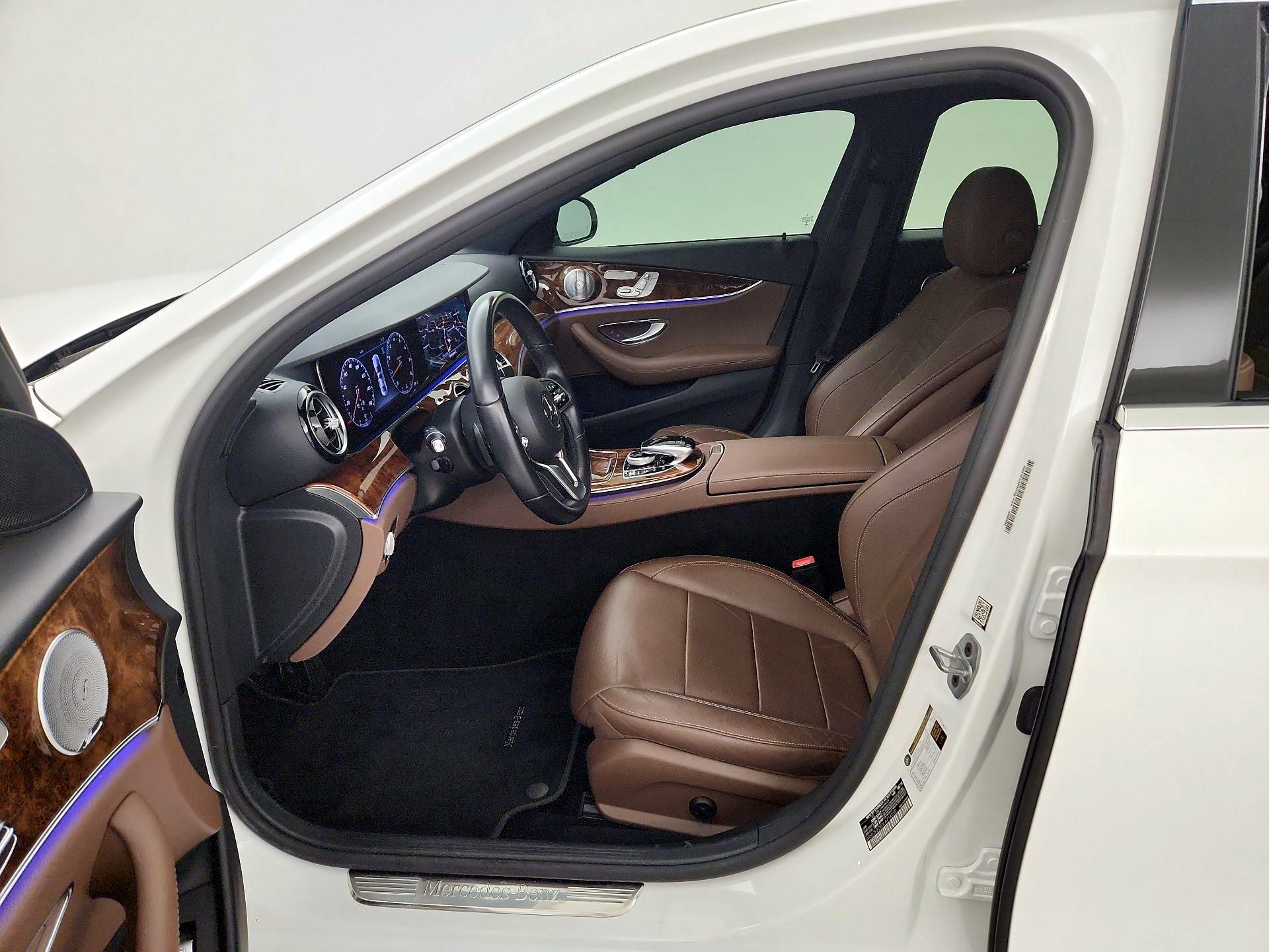 Thumbnail: 2020 Mercedes-Benz E-Class - 11