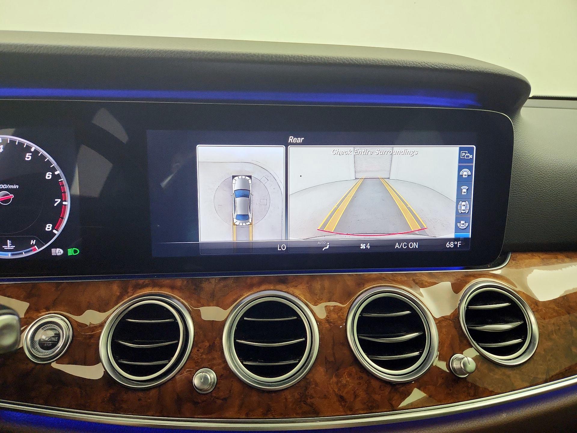Thumbnail: 2020 Mercedes-Benz E-Class - 15