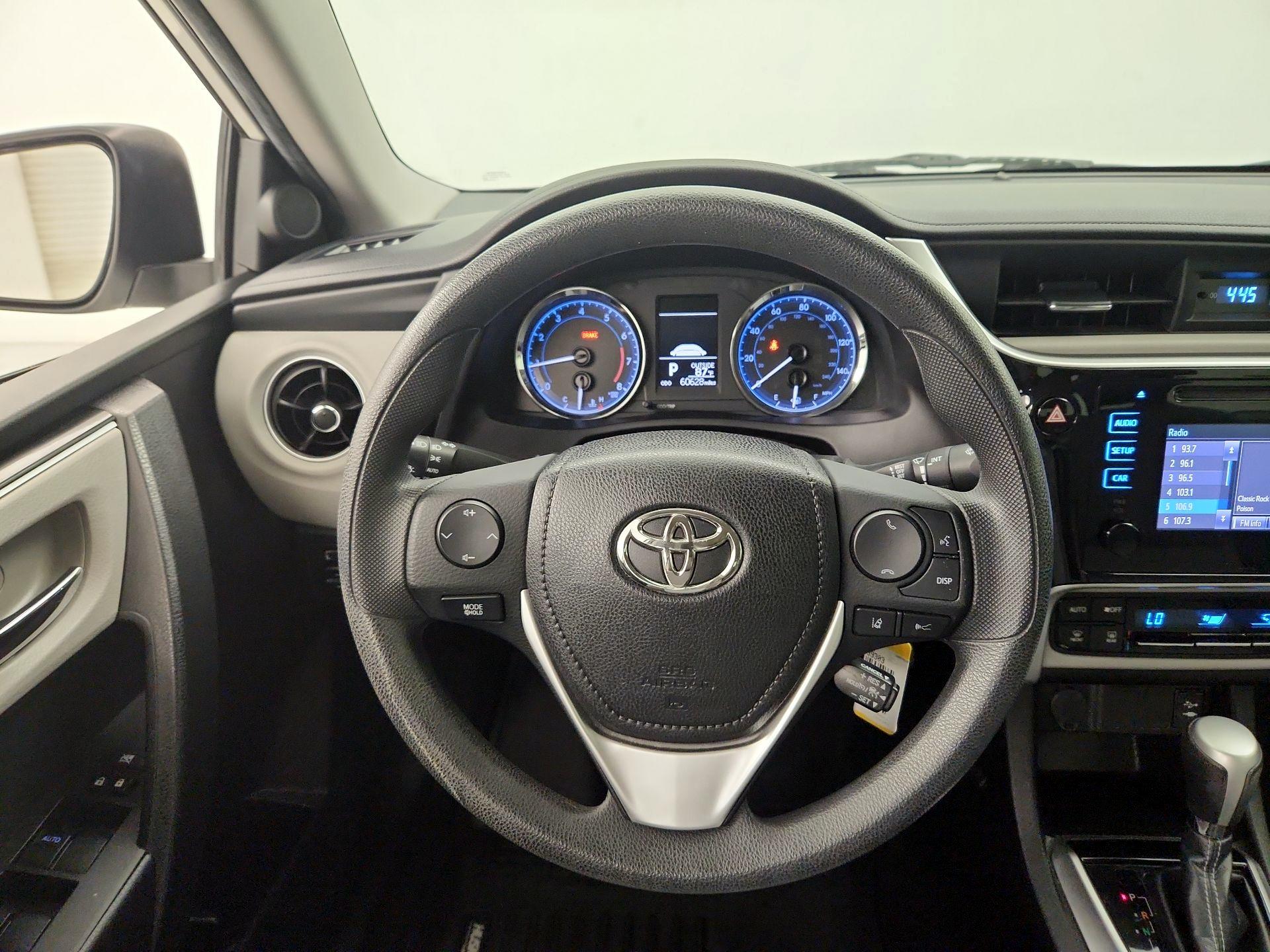 Thumbnail: 2018 Toyota Corolla - 10