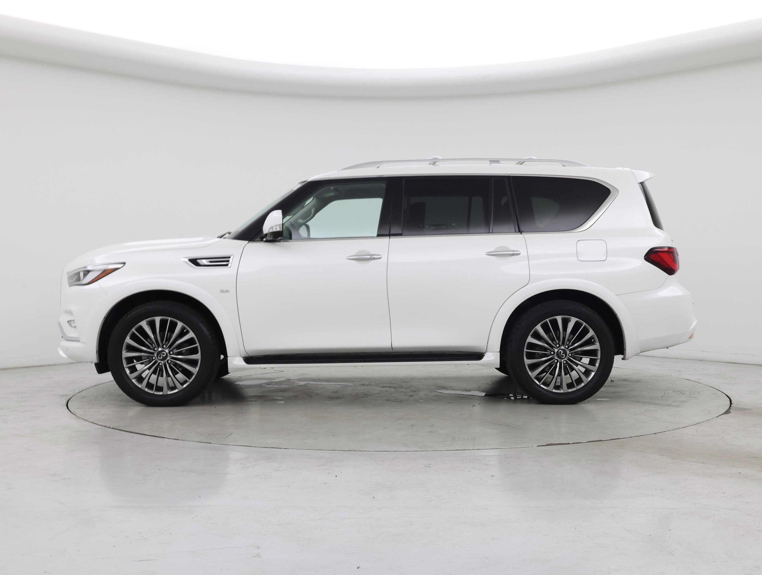 Thumbnail: 2019 INFINITI QX80 - 3