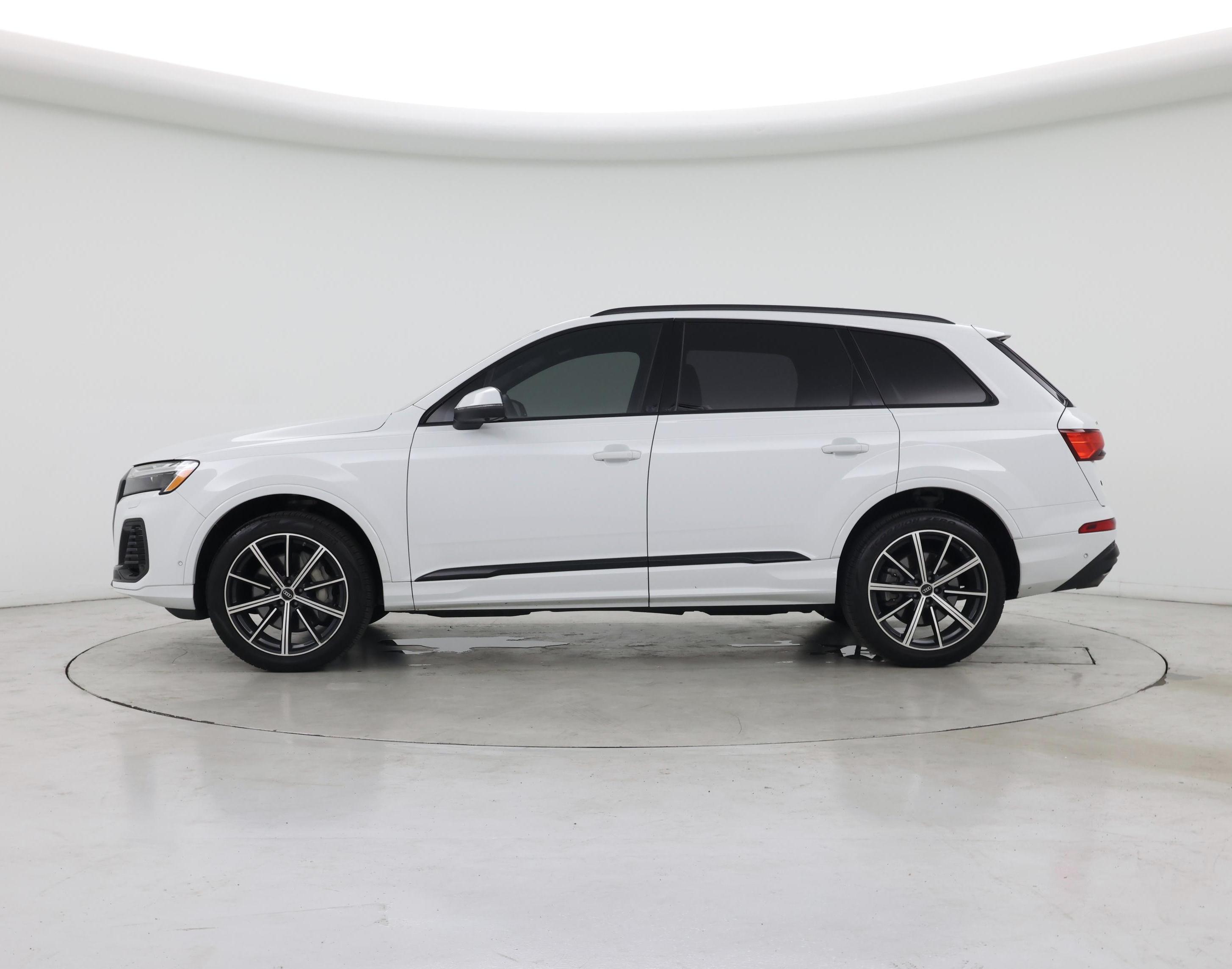 Thumbnail: 2025 Audi Q7 - 3