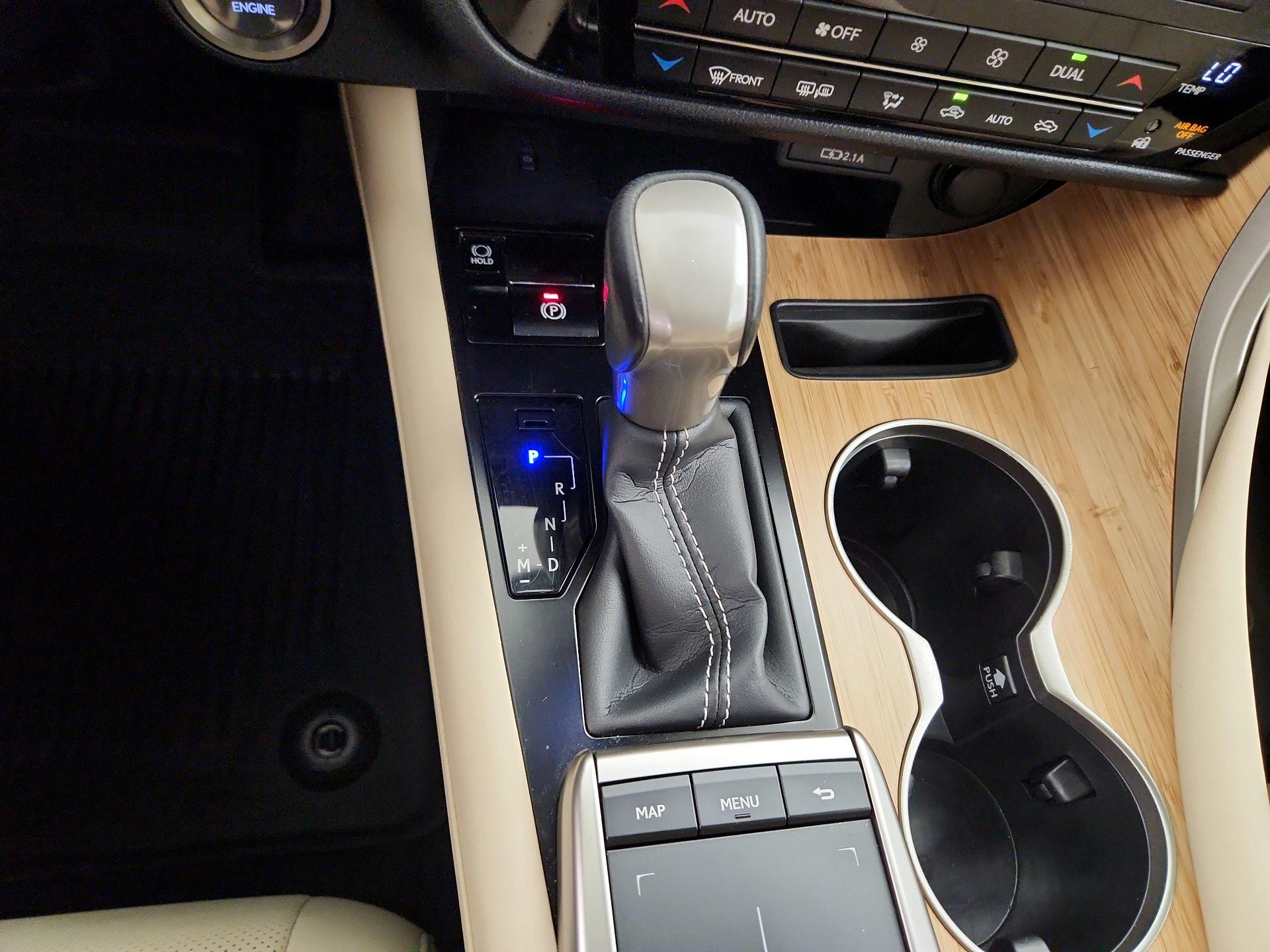 Thumbnail: 2022 Lexus RX - 18