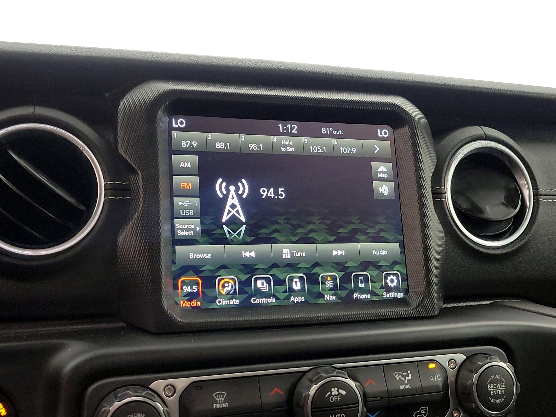 Thumbnail: 2023 Jeep Gladiator - 15