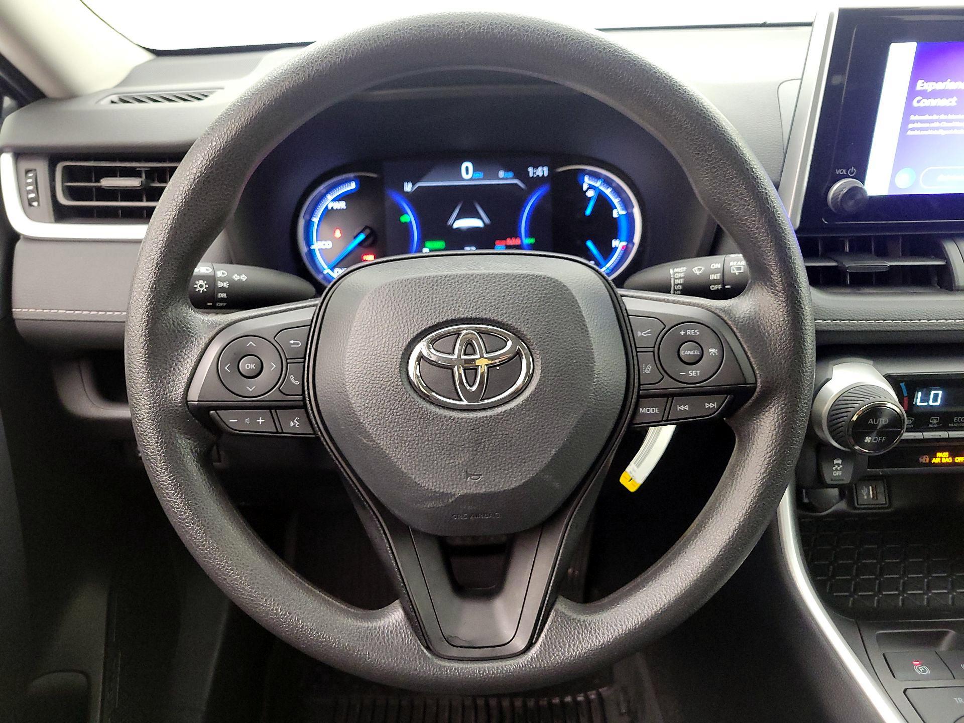 Thumbnail: 2024 Toyota RAV4 - 10