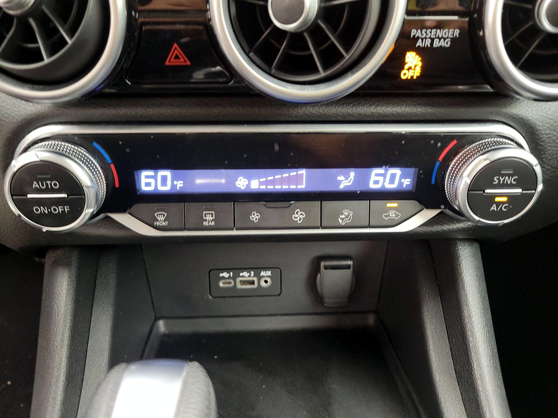 Thumbnail: 2021 Nissan Sentra - 16