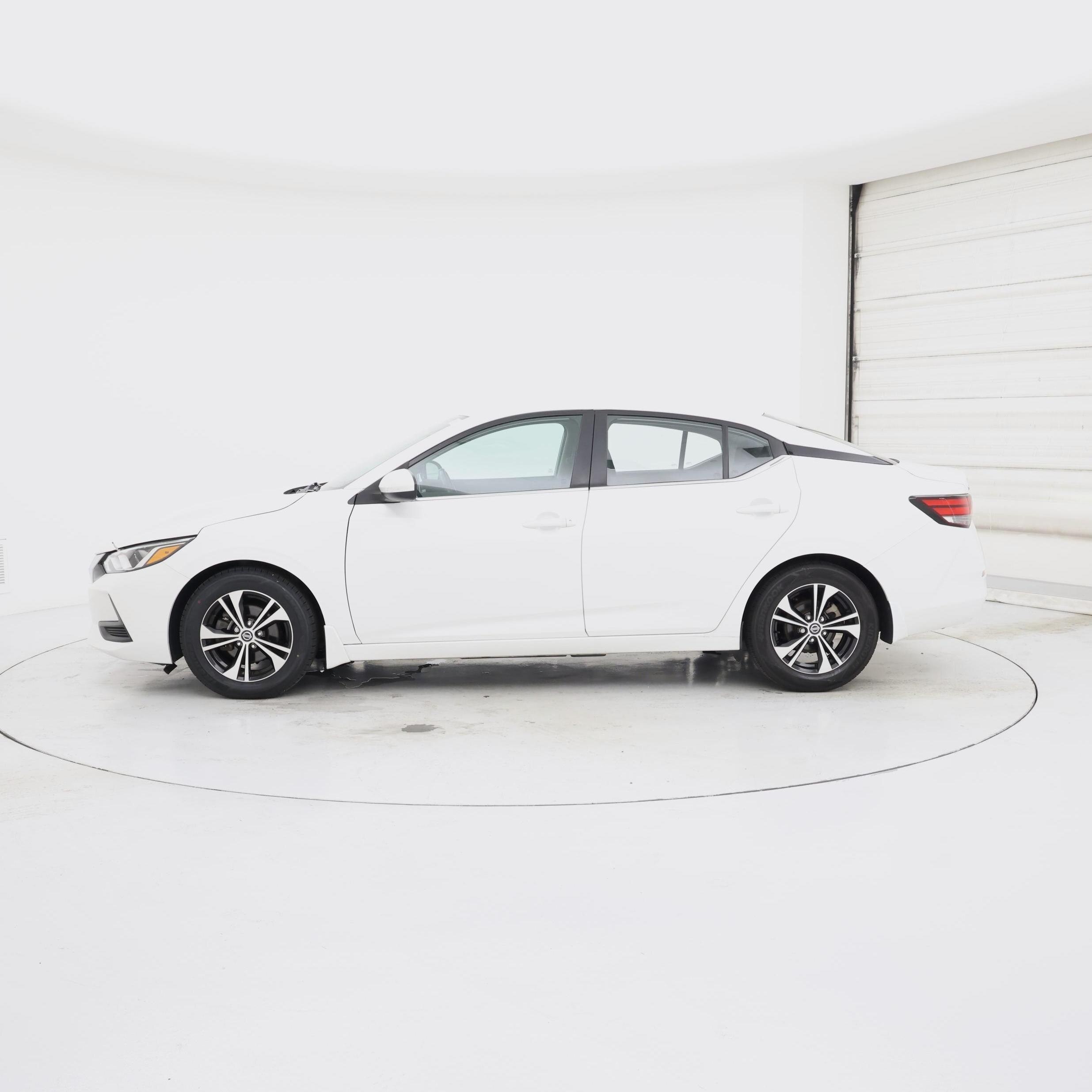 Thumbnail: 2021 Nissan Sentra - 3