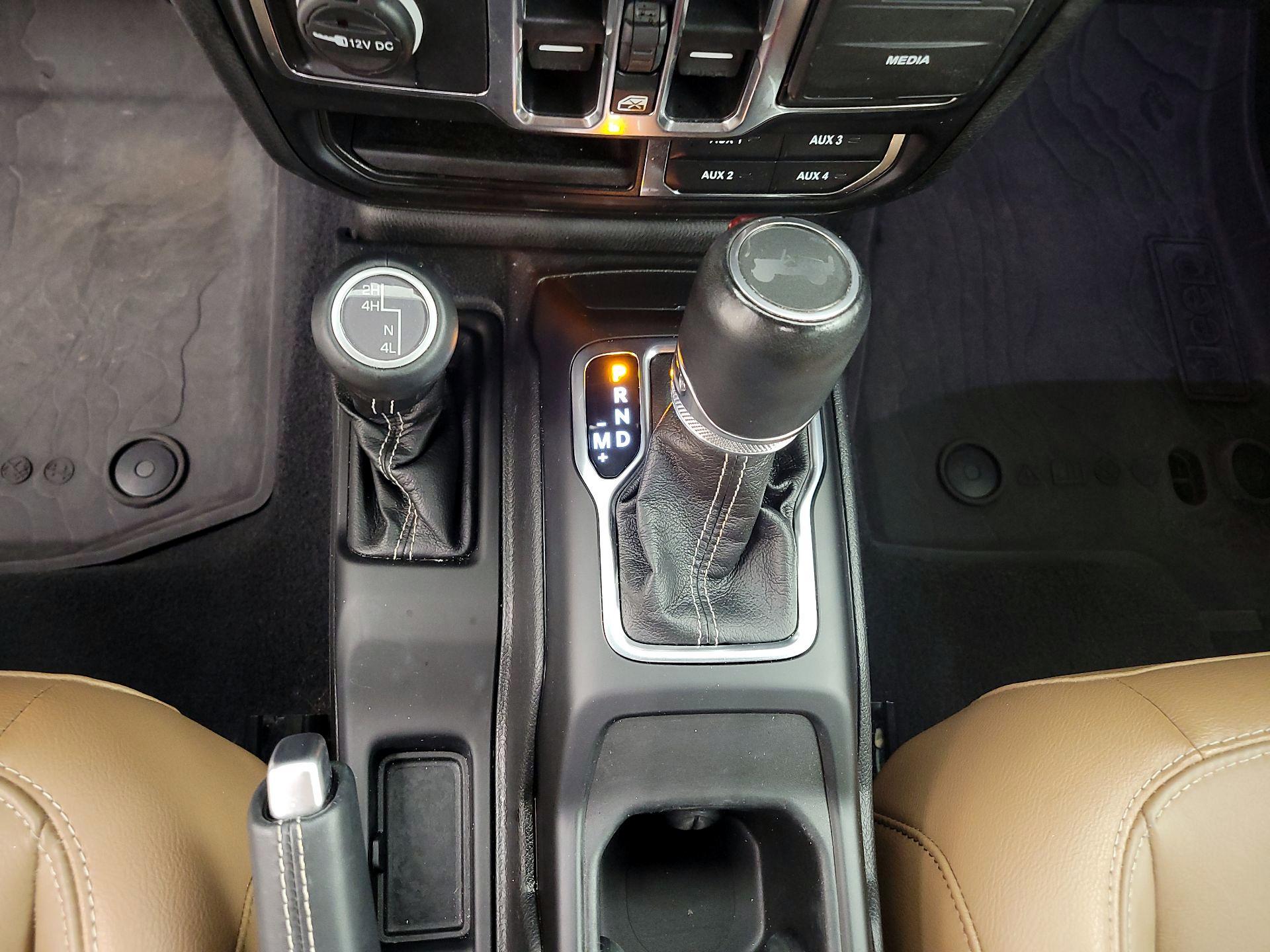 Thumbnail: 2023 Jeep Wrangler - 17