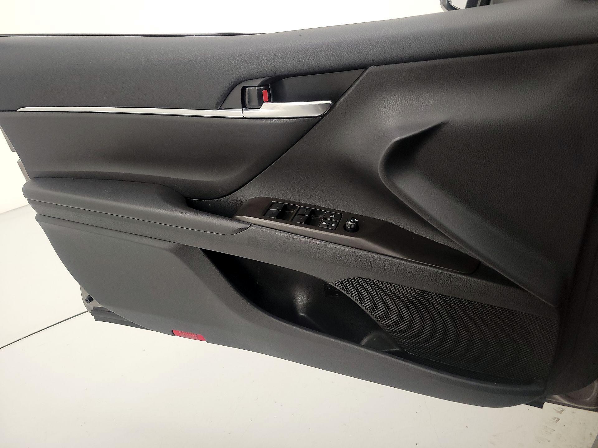 Thumbnail: 2024 Toyota Camry - 12