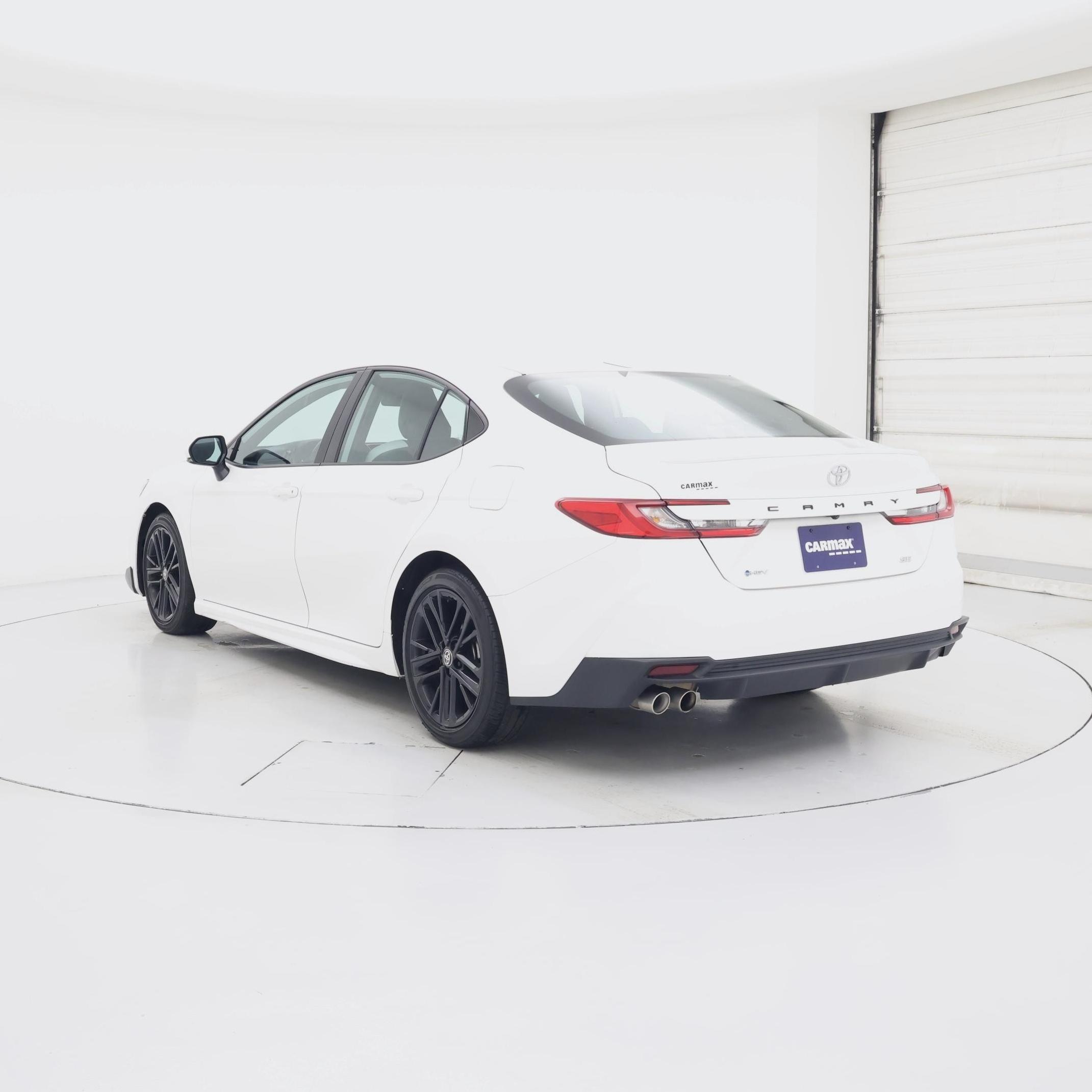 Thumbnail: 2025 Toyota Camry - 2