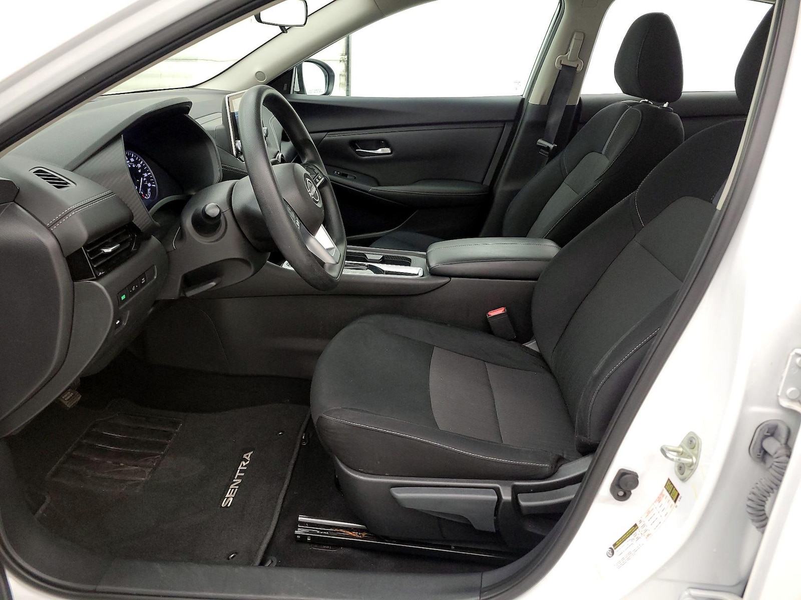 2024 Nissan Sentra SV - Photo 12