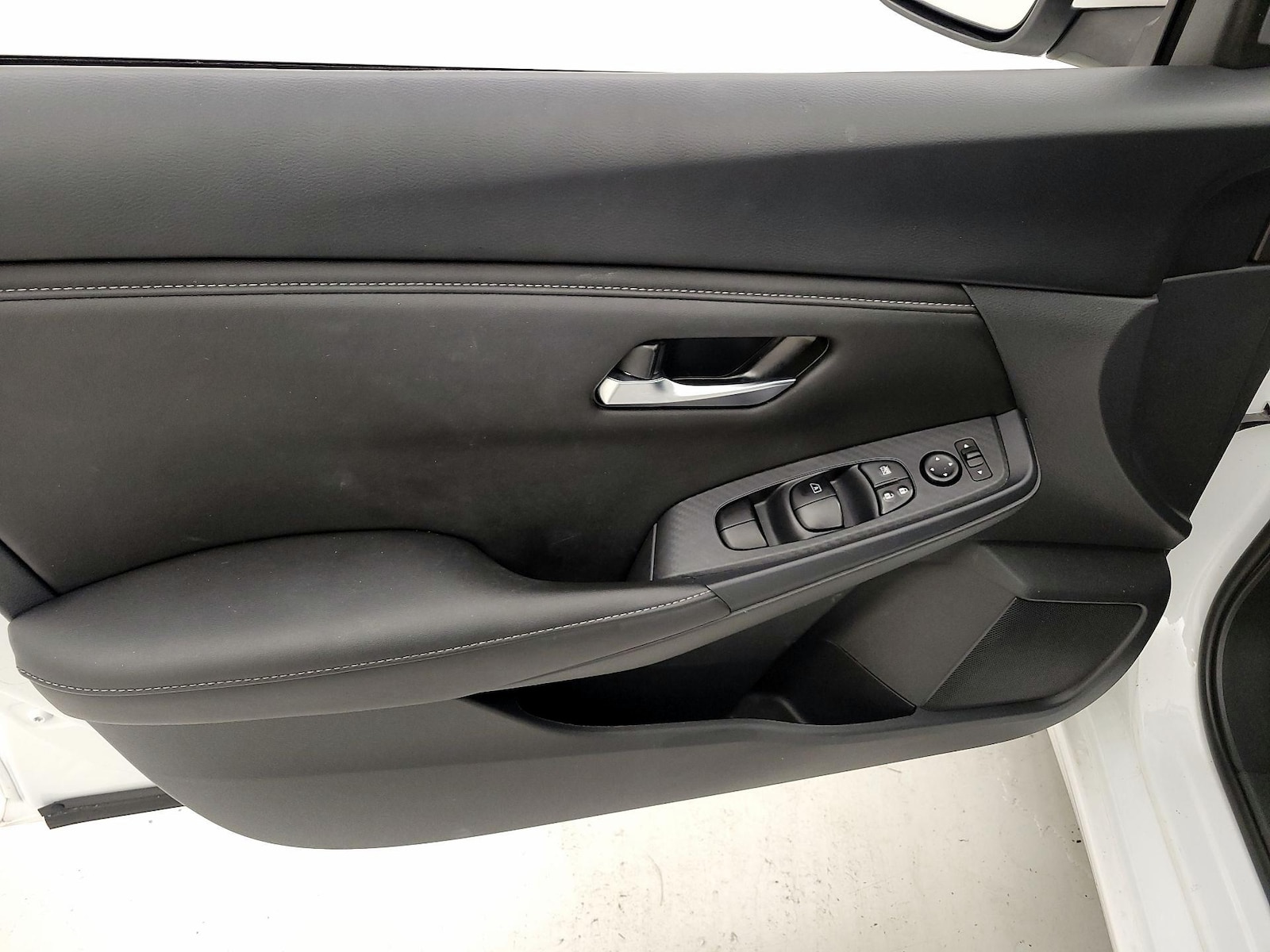 2024 Nissan Sentra SV - Photo 13