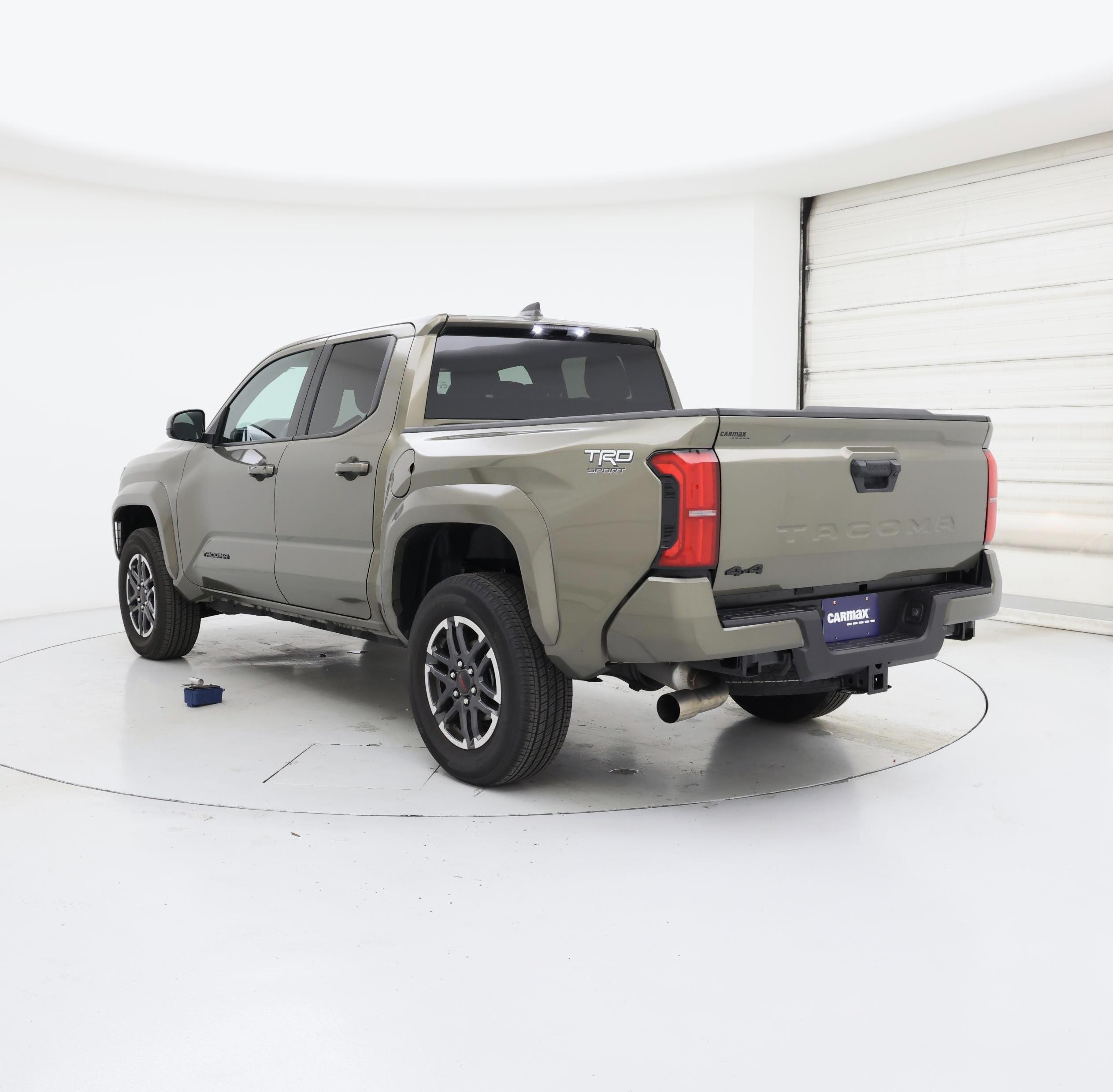 Thumbnail: 2025 Toyota Tacoma - 2