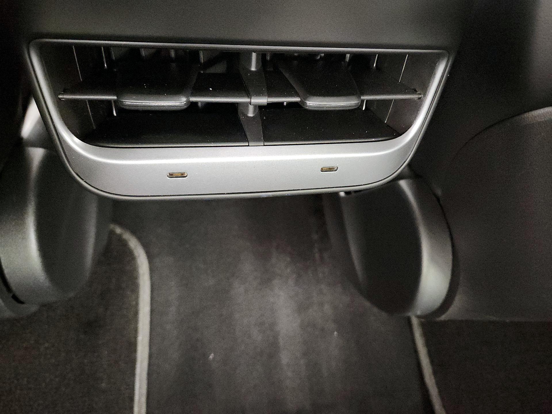 Thumbnail: 2023 Tesla Model 3 - 18