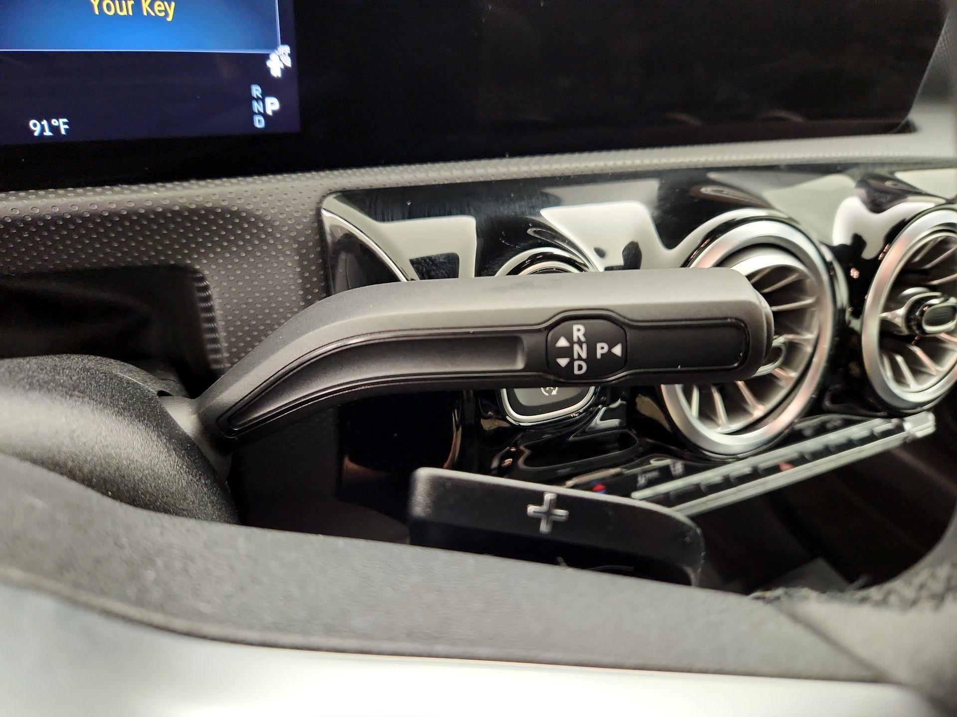 Thumbnail: 2025 Mercedes-Benz CLA - 18
