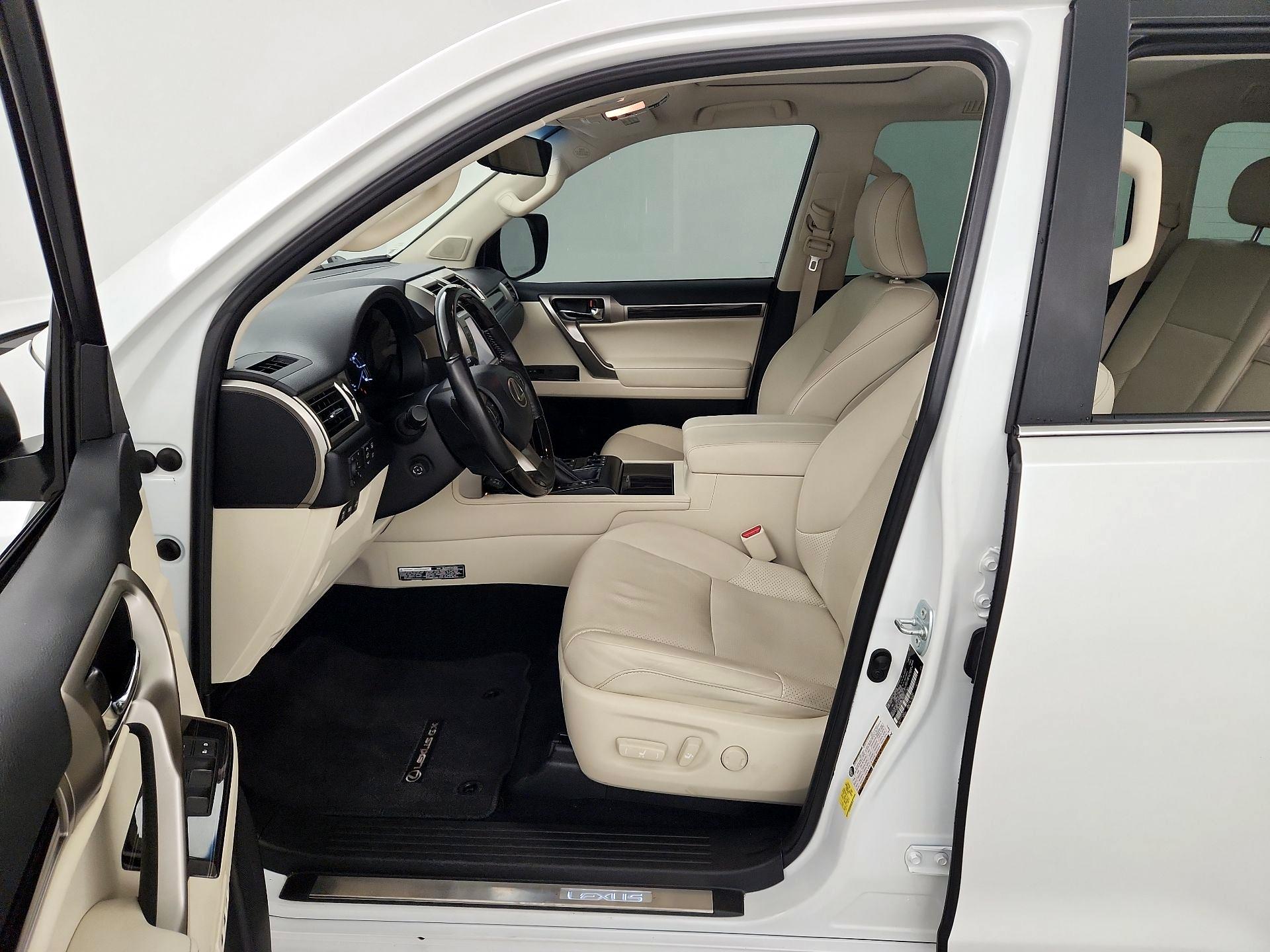 Thumbnail: 2021 Lexus GX - 11