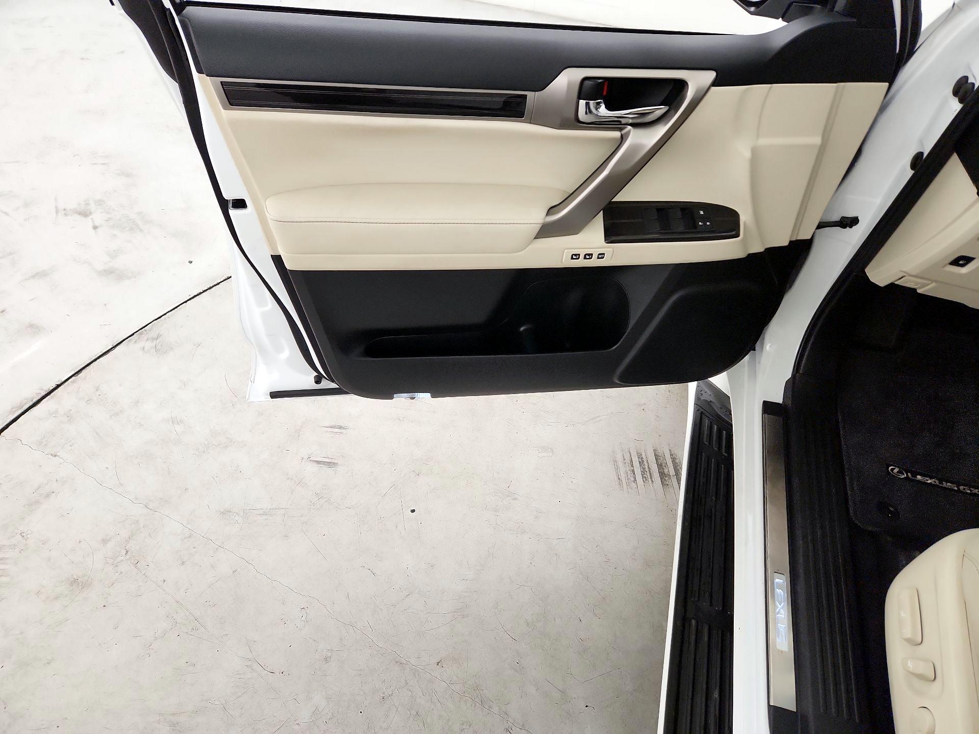 Thumbnail: 2021 Lexus GX - 12