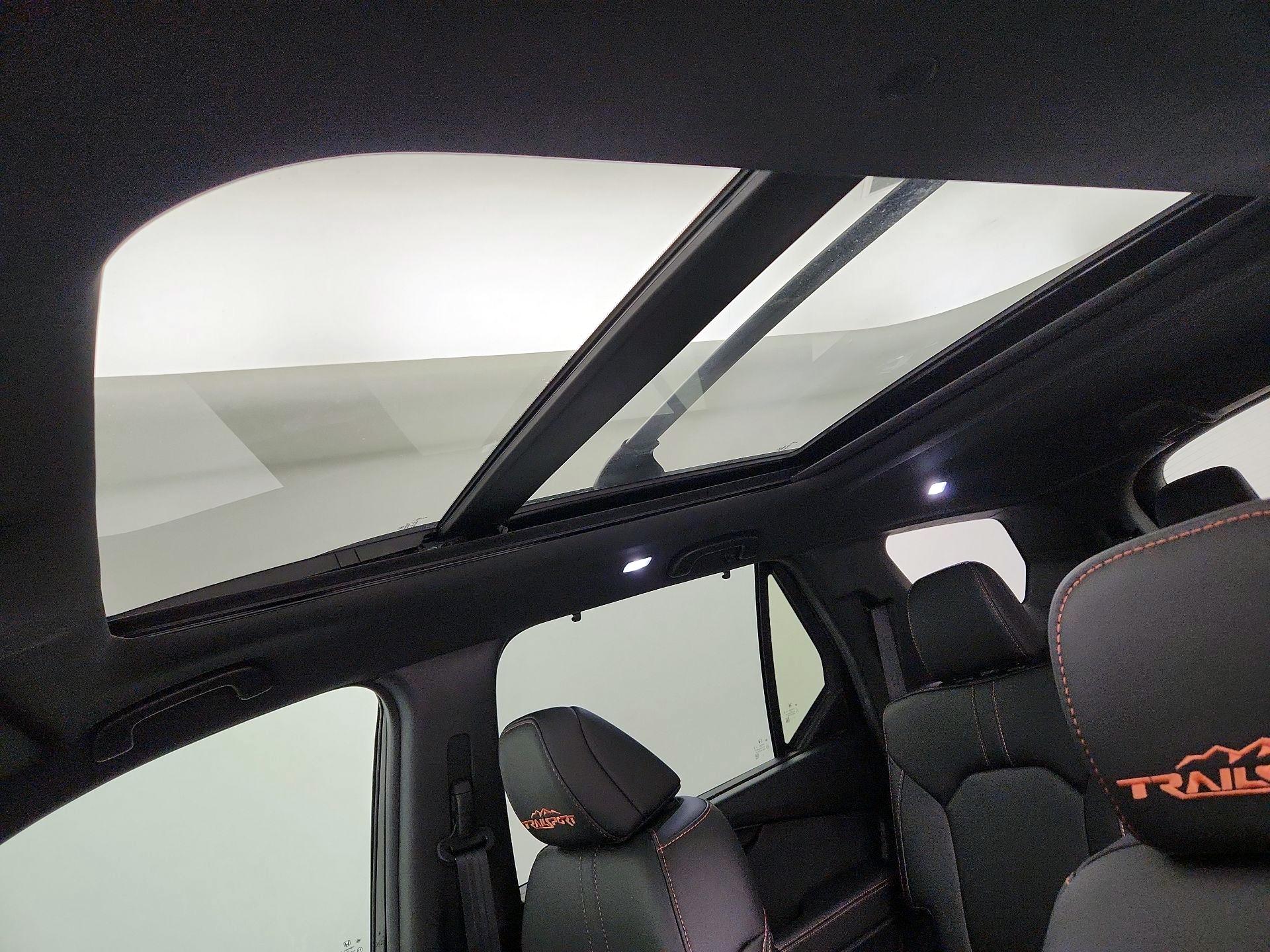 Thumbnail: 2025 Honda Pilot - 19